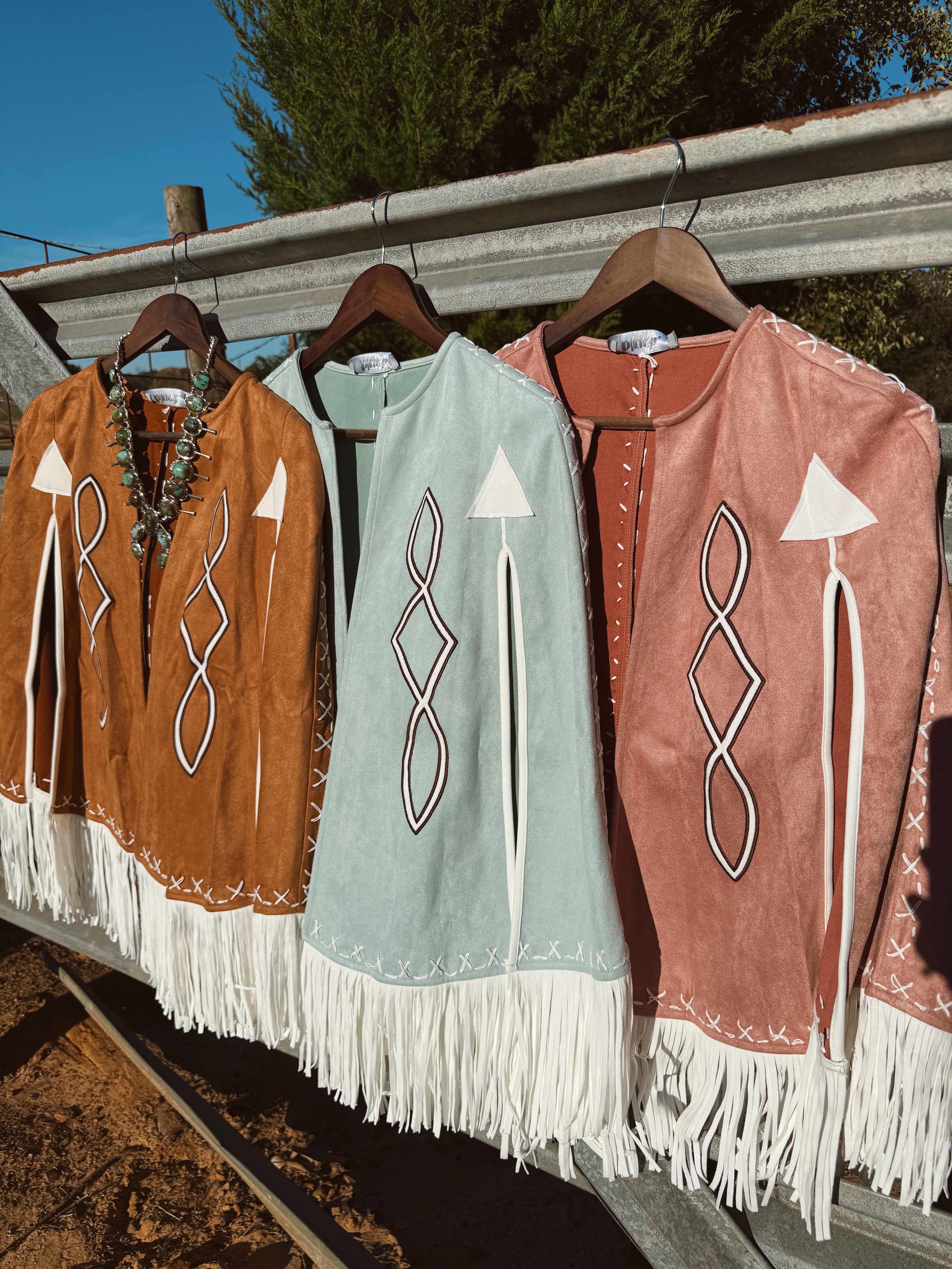 The Clancy Cape - Pink