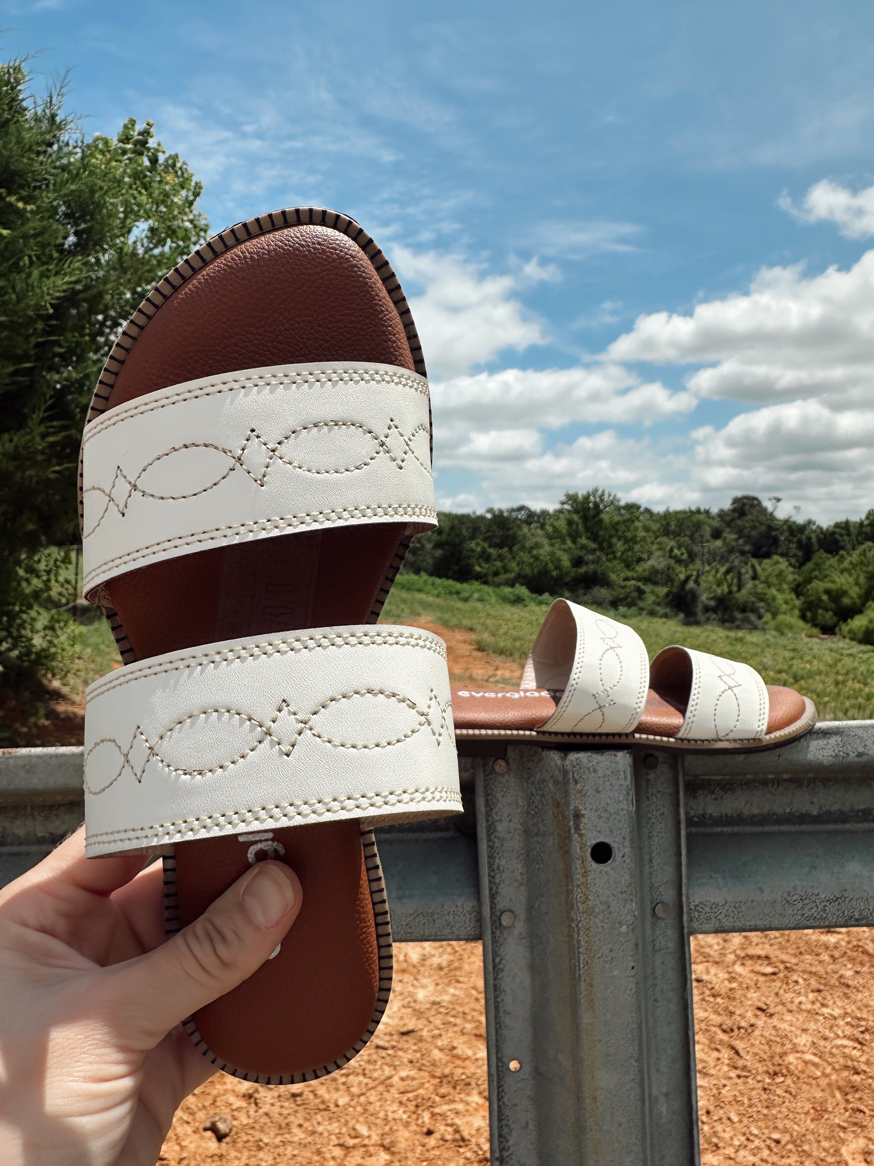 The Boot Stitch Sandals - Cream