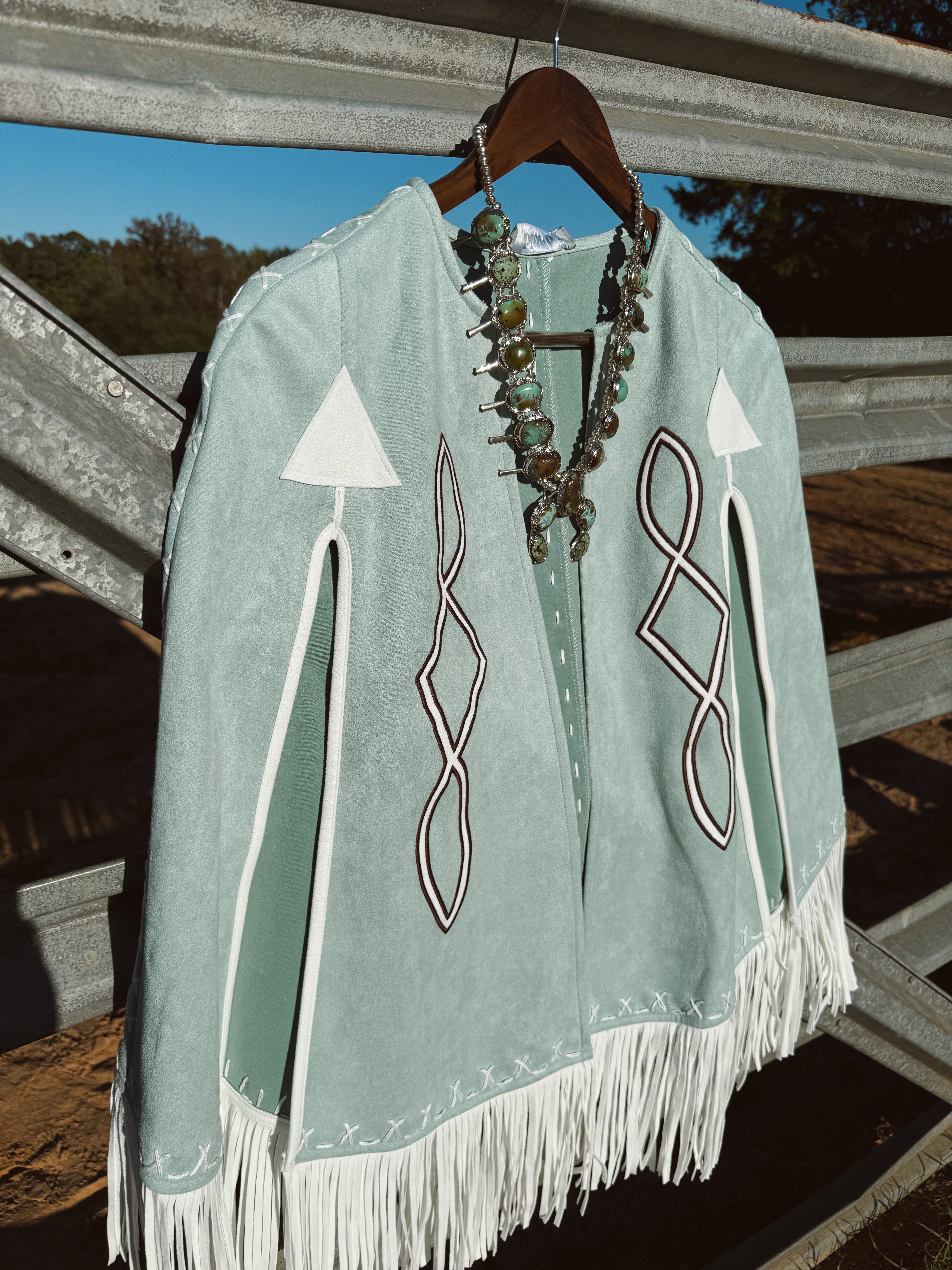 The Clancy Cape - Mint