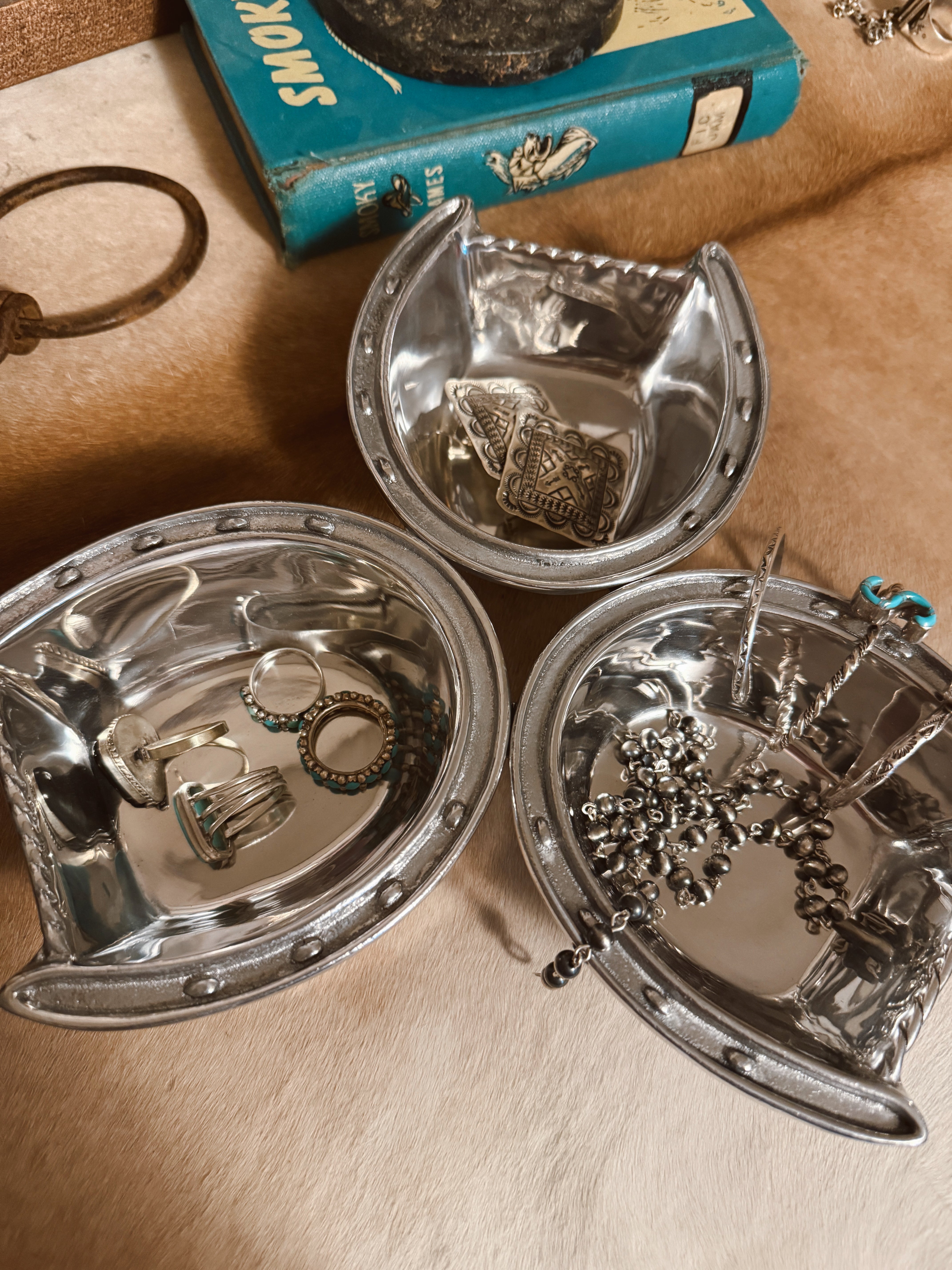 The Tres Horseshoe Bowl