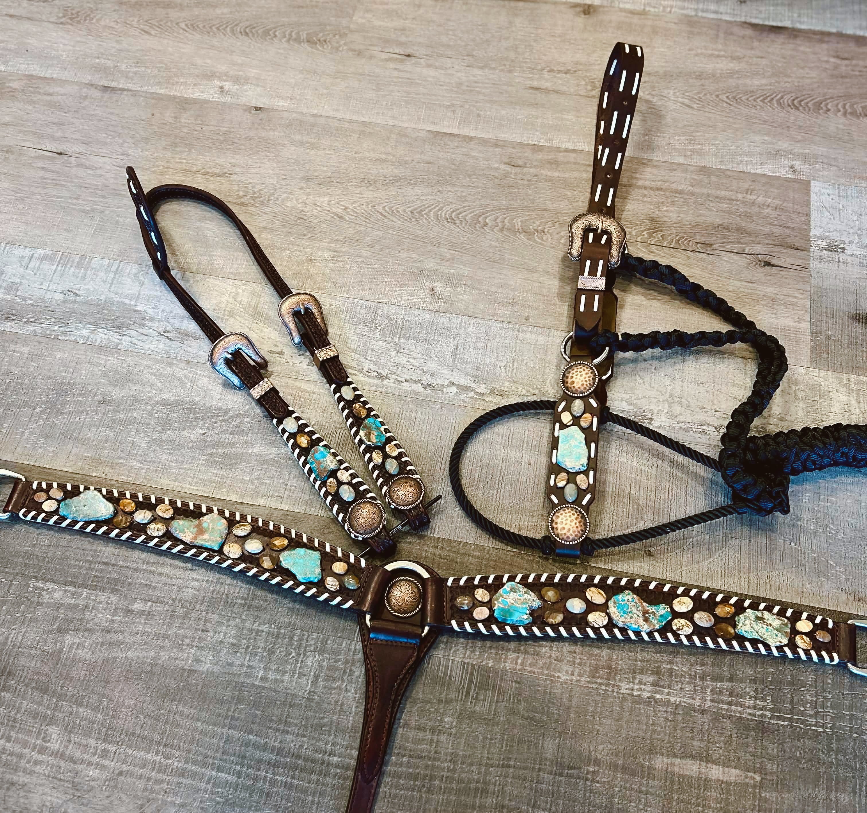 The Bonner Tack Set