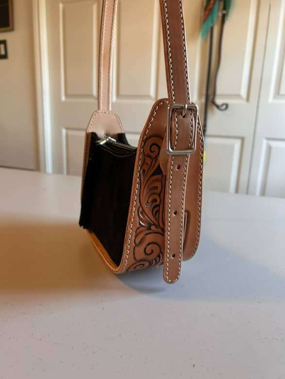 The Maddog Leather Rio Purse - black