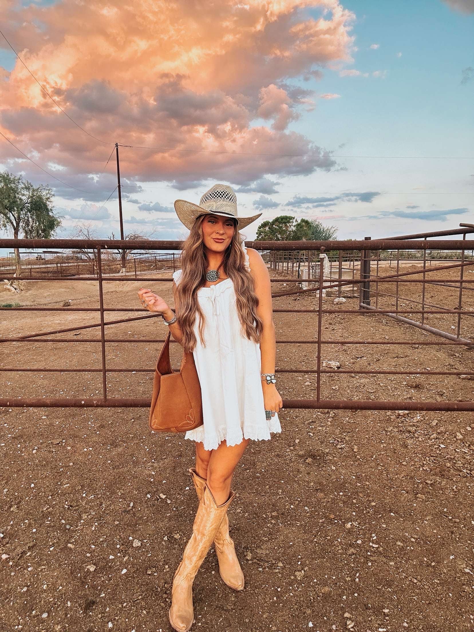 The Maddog Leather Hobo Purse - Camel