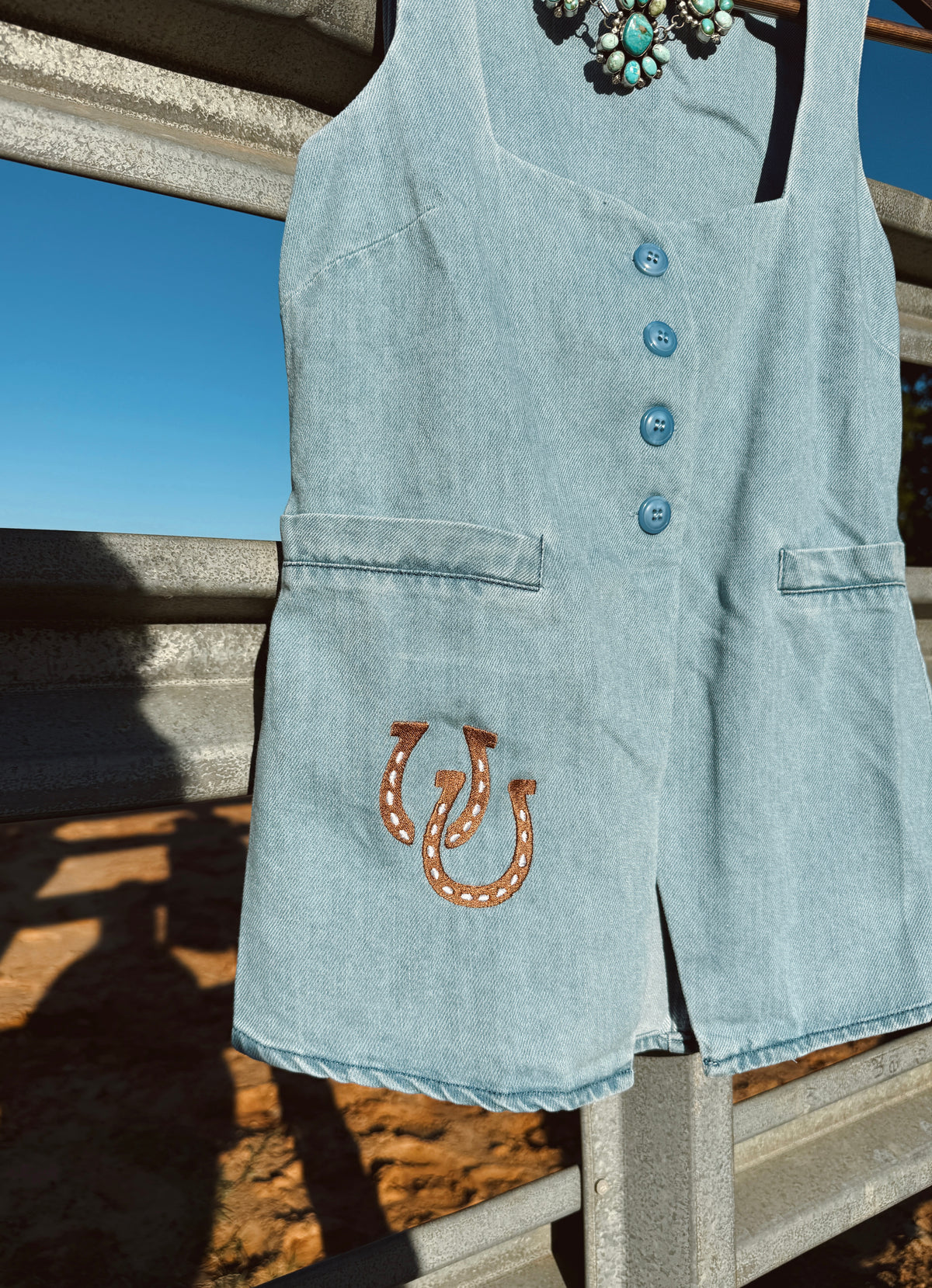The Horseshoe Vest - Exclusive