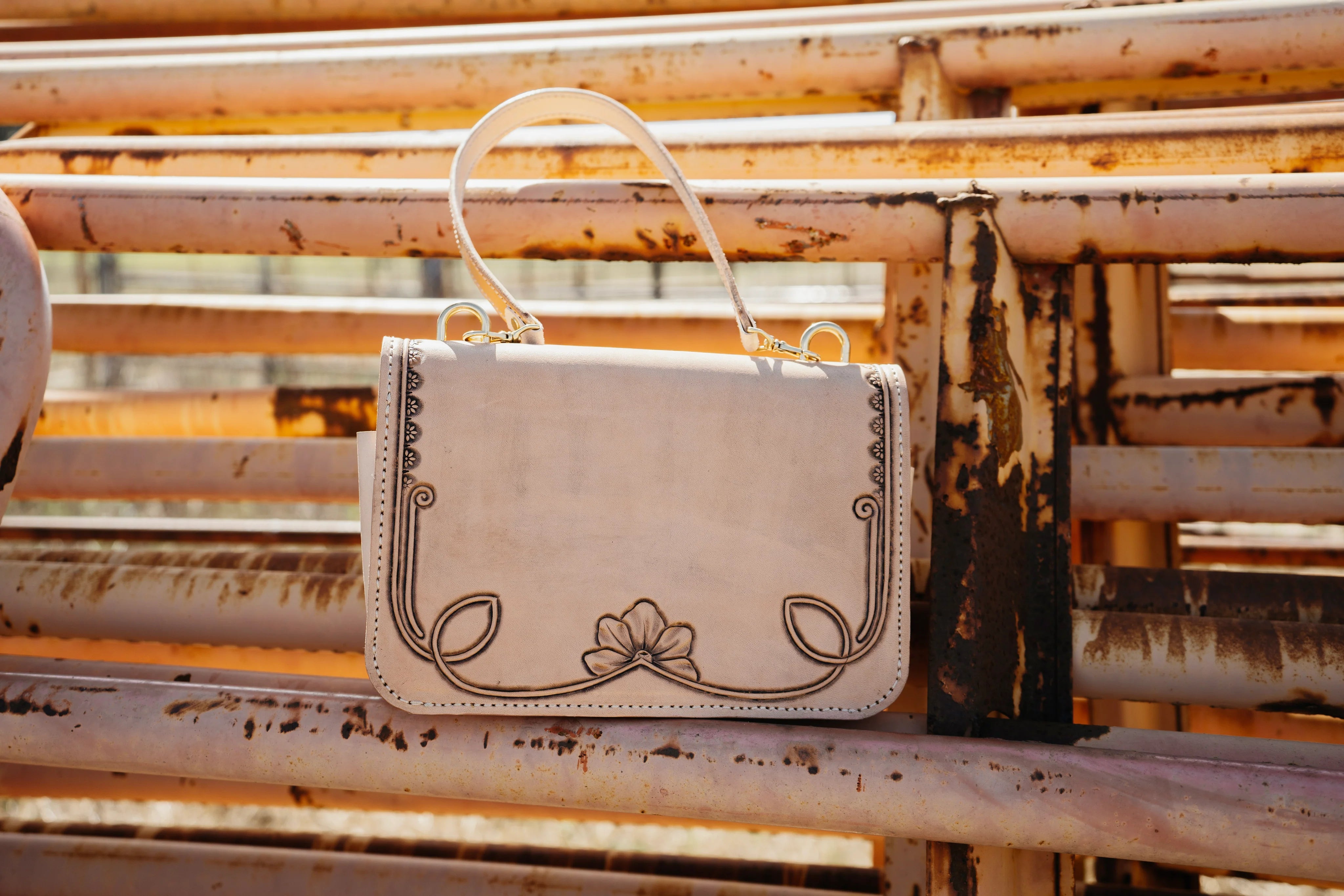 The Maddog Leather Clancy Purse