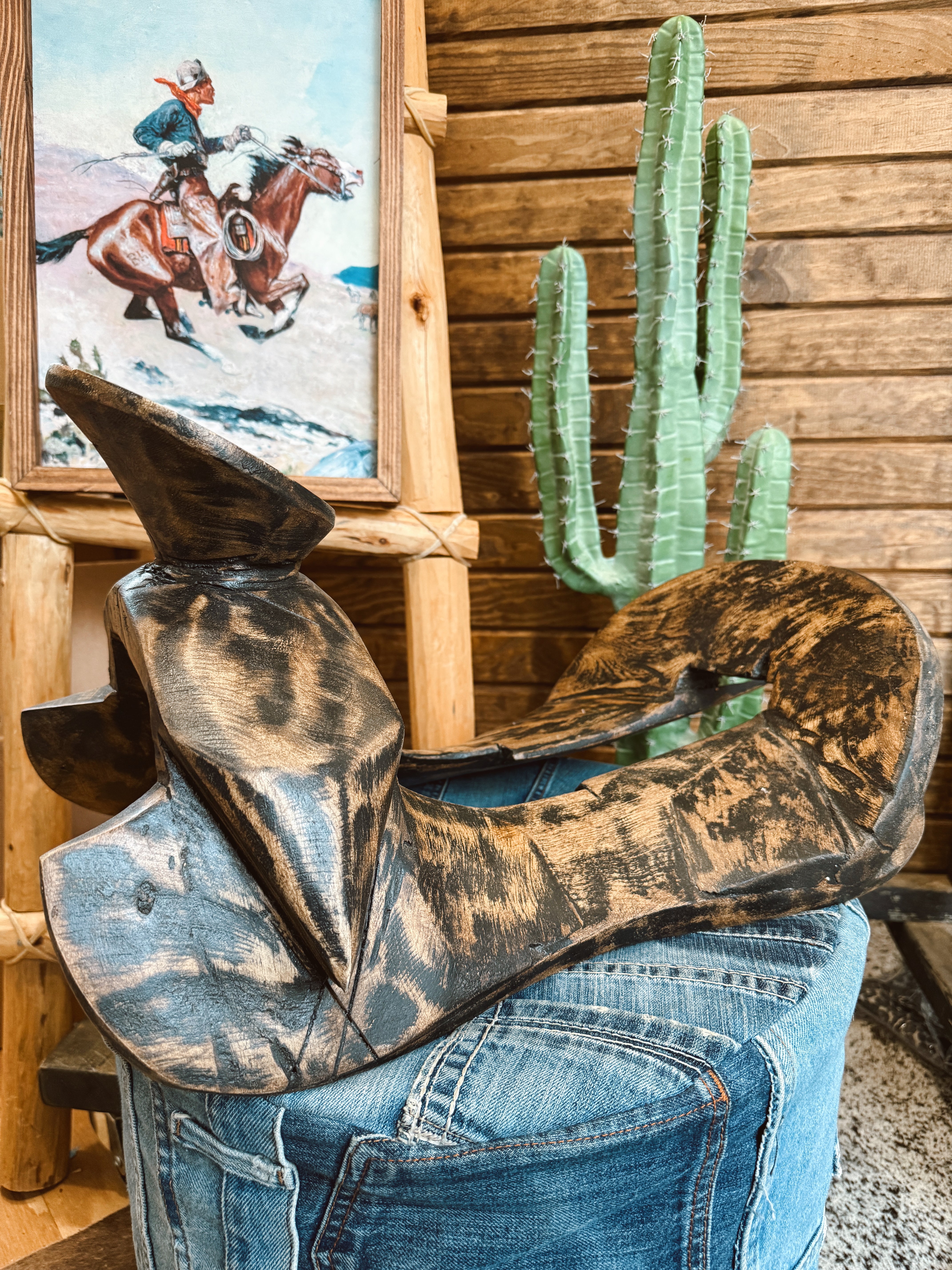 The Saddle Tree - wood