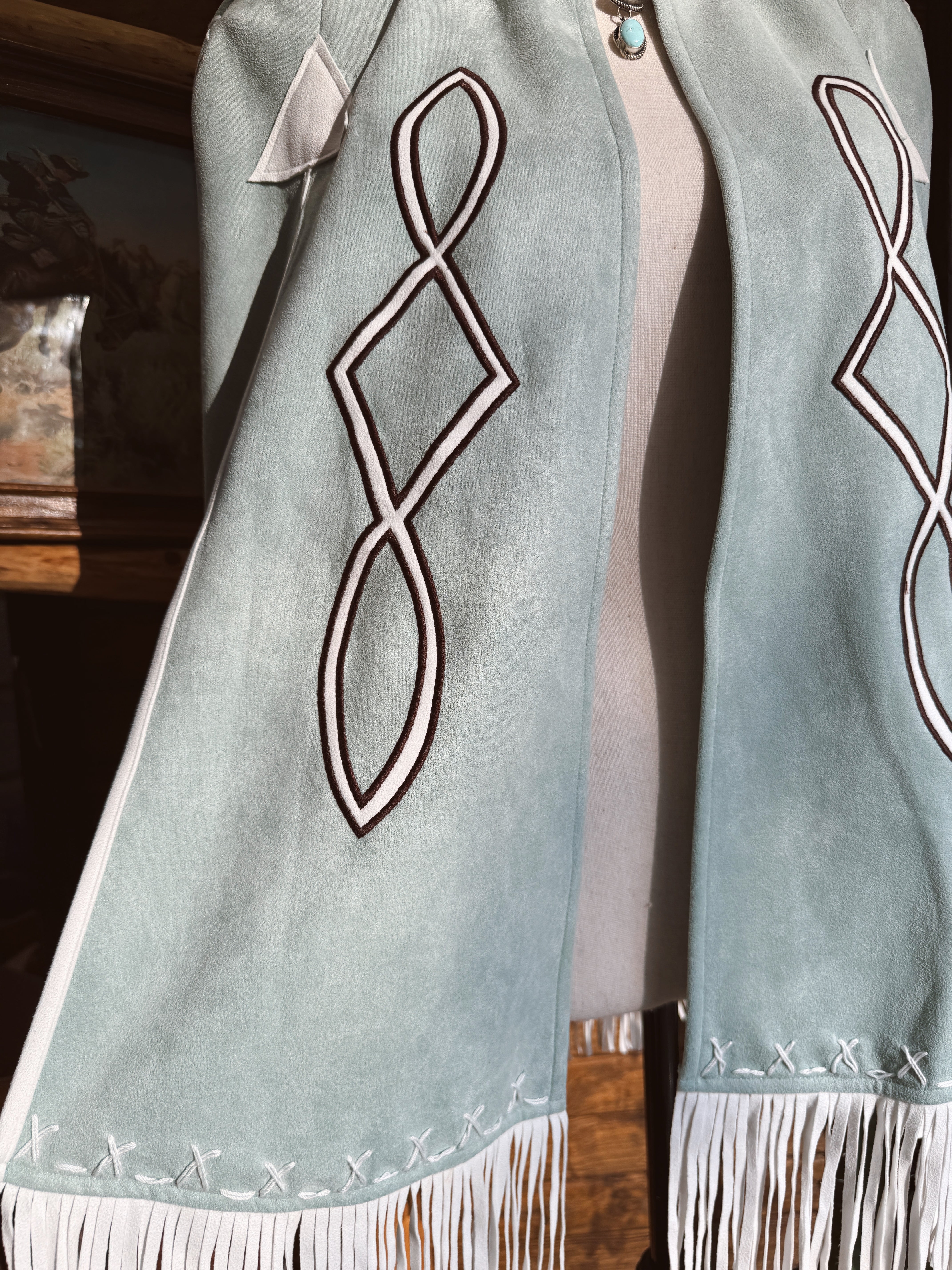 The Clancy Cape - Mint