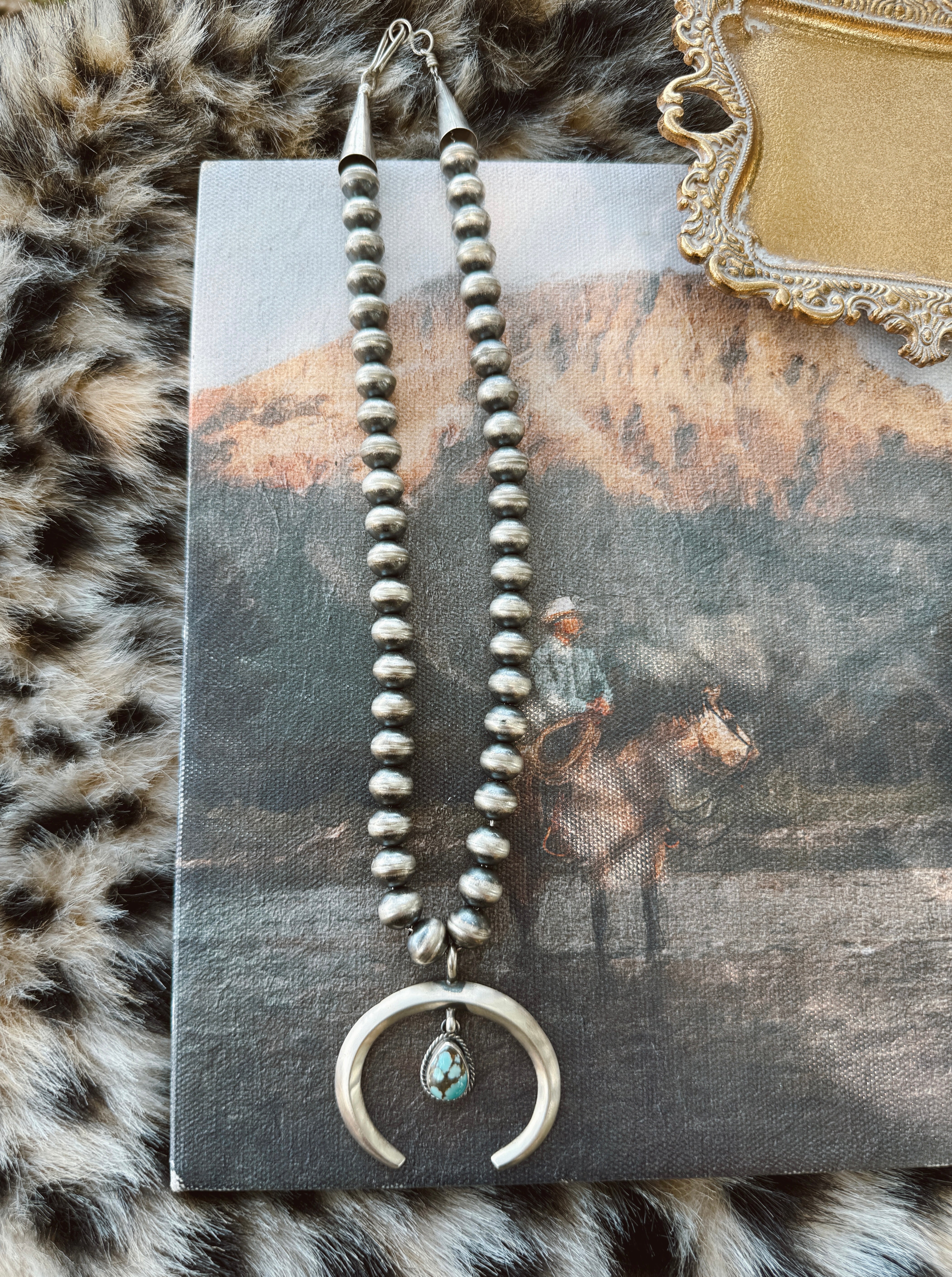 The Janey Naja Necklace