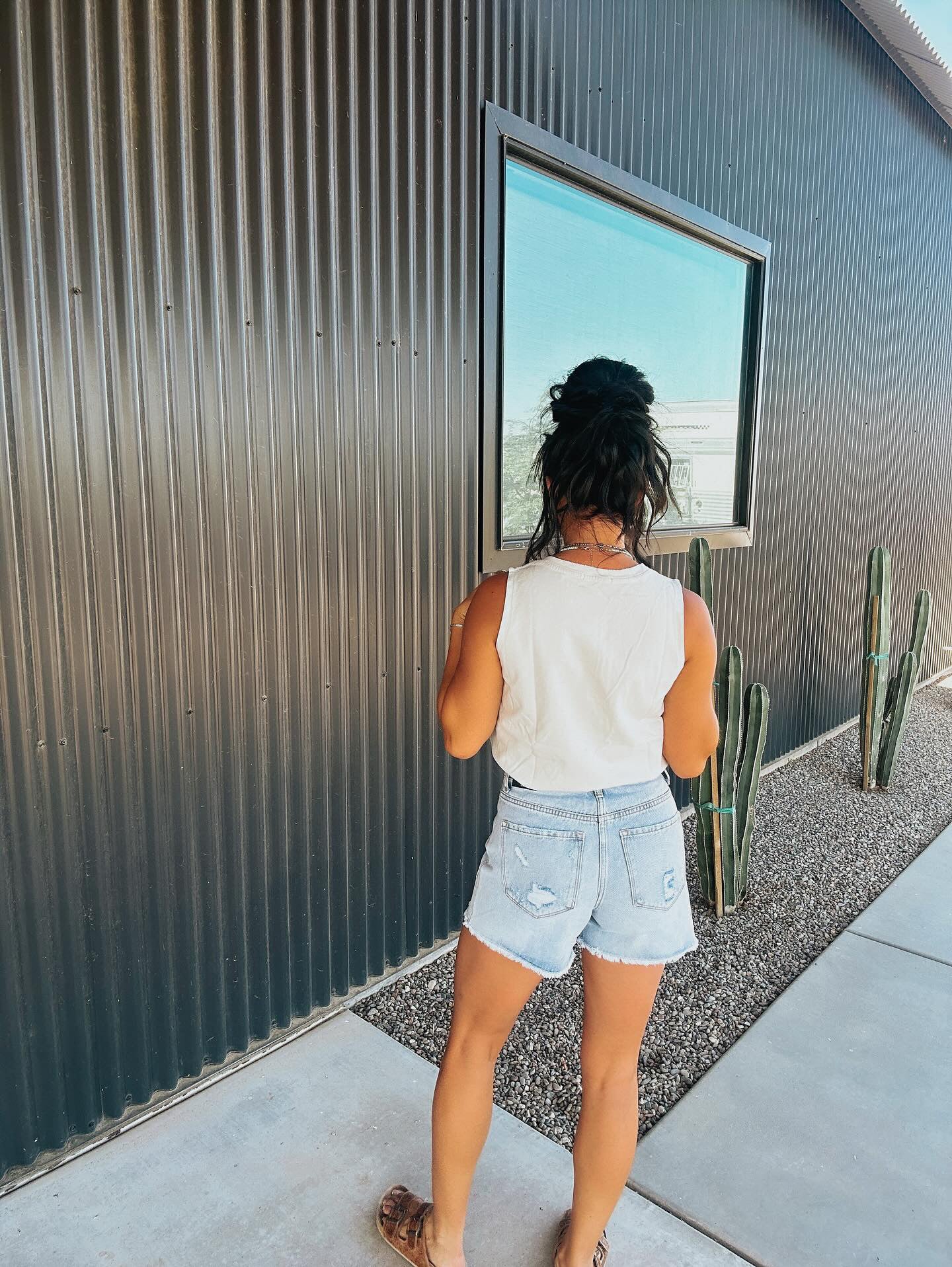 The Wayne Western Shorts size 24