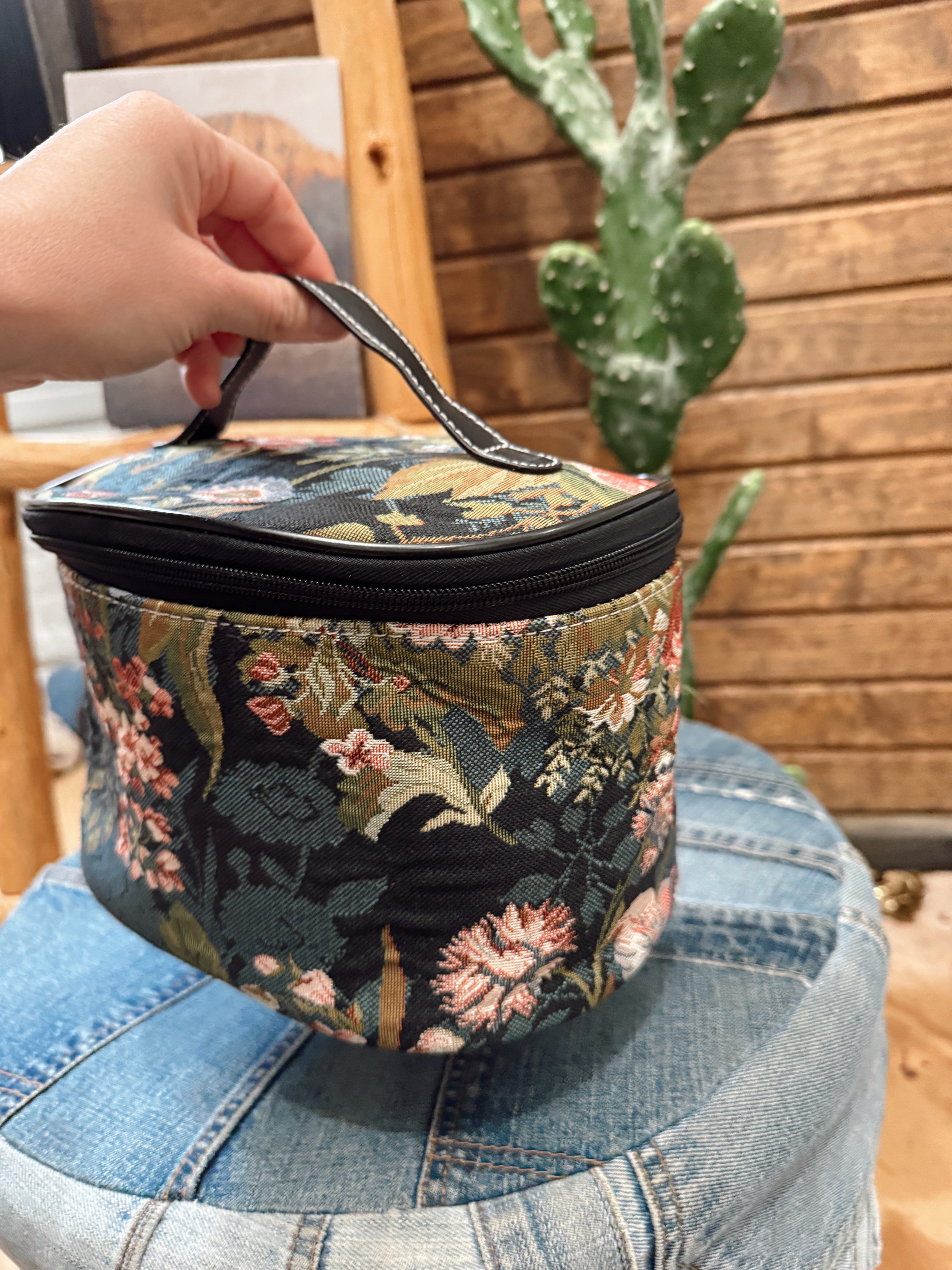 The Toiletry Bag - Peony