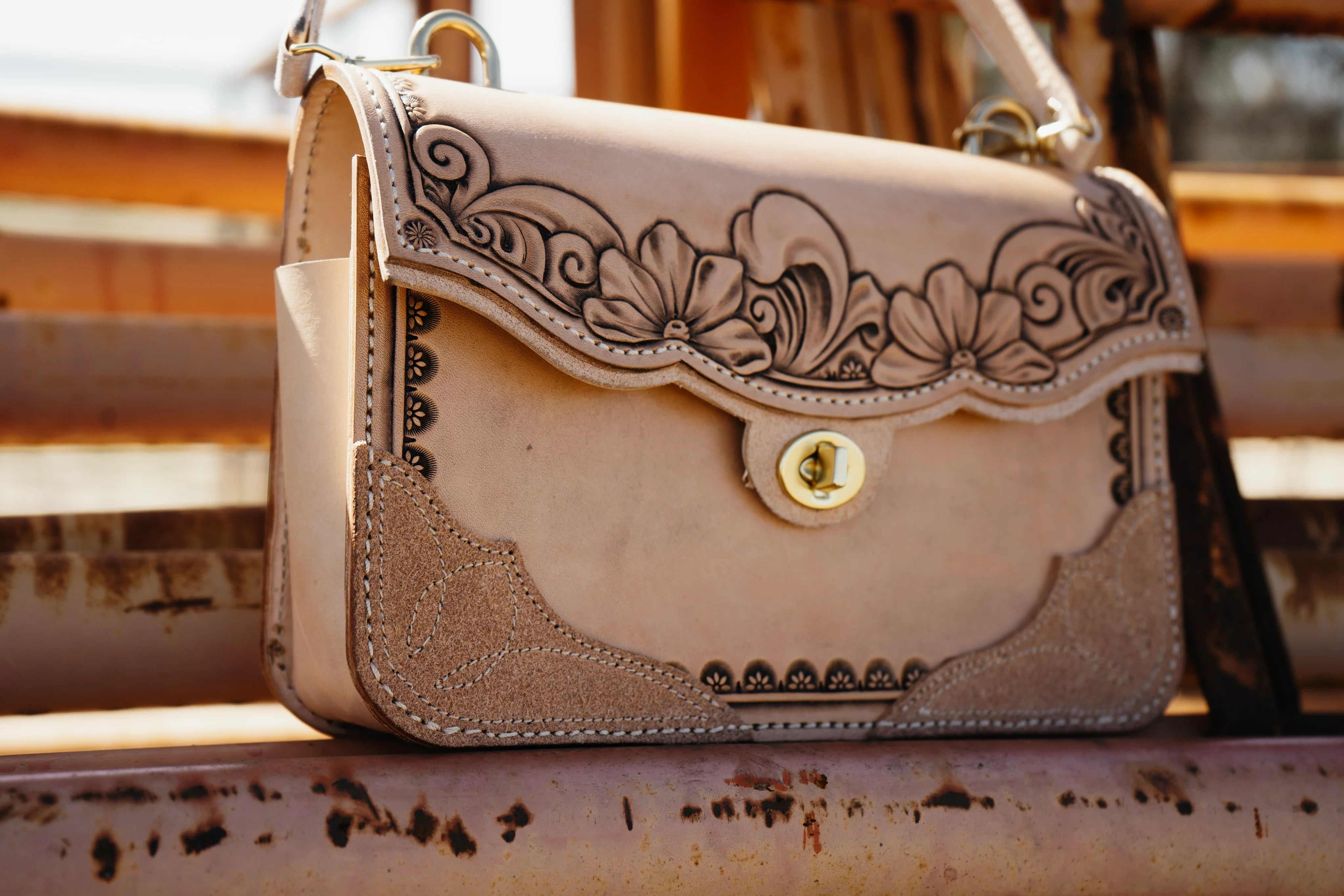The Maddog Leather Clancy Purse