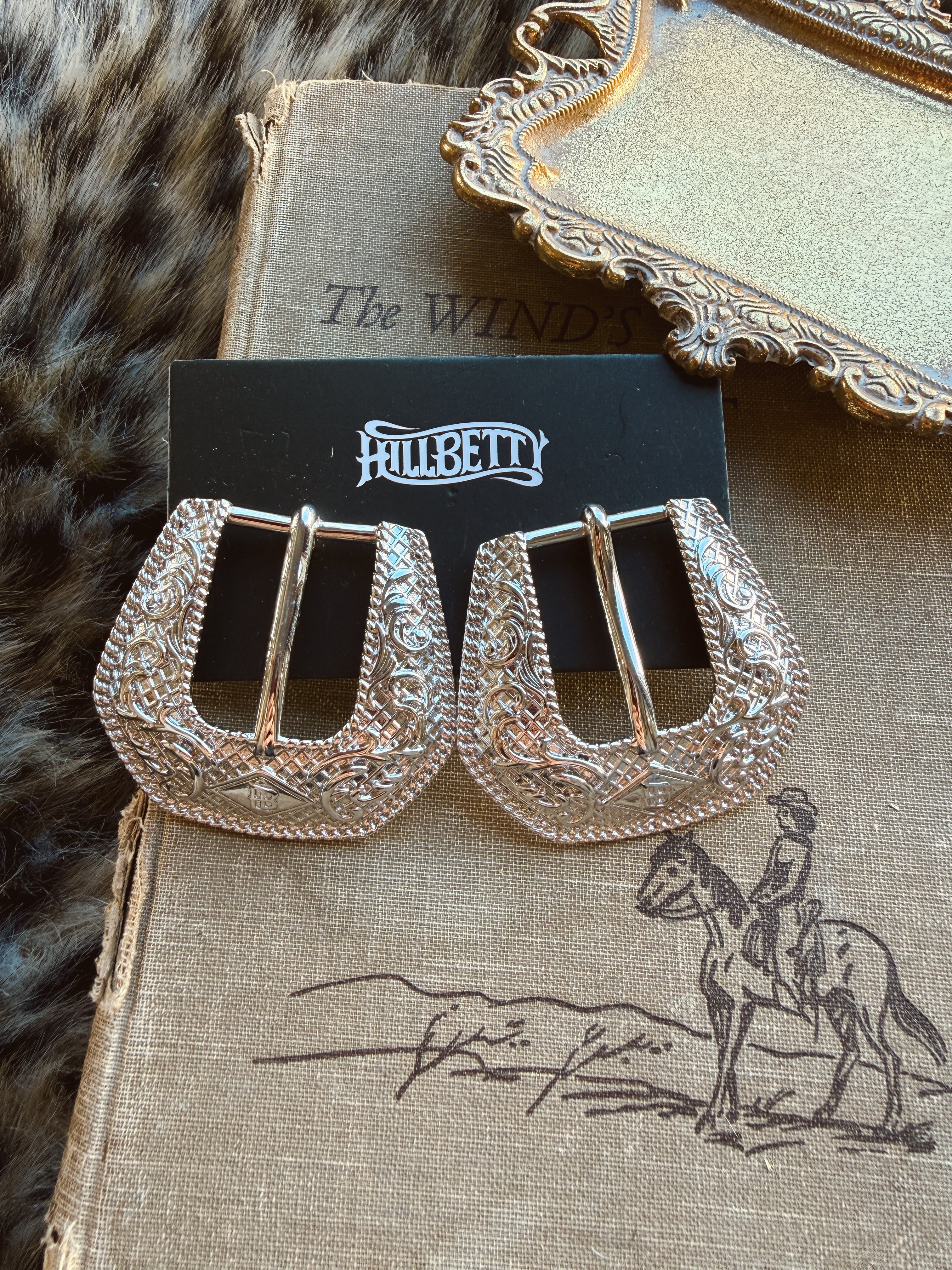 The Hillbetty Buckle Earrings - Large