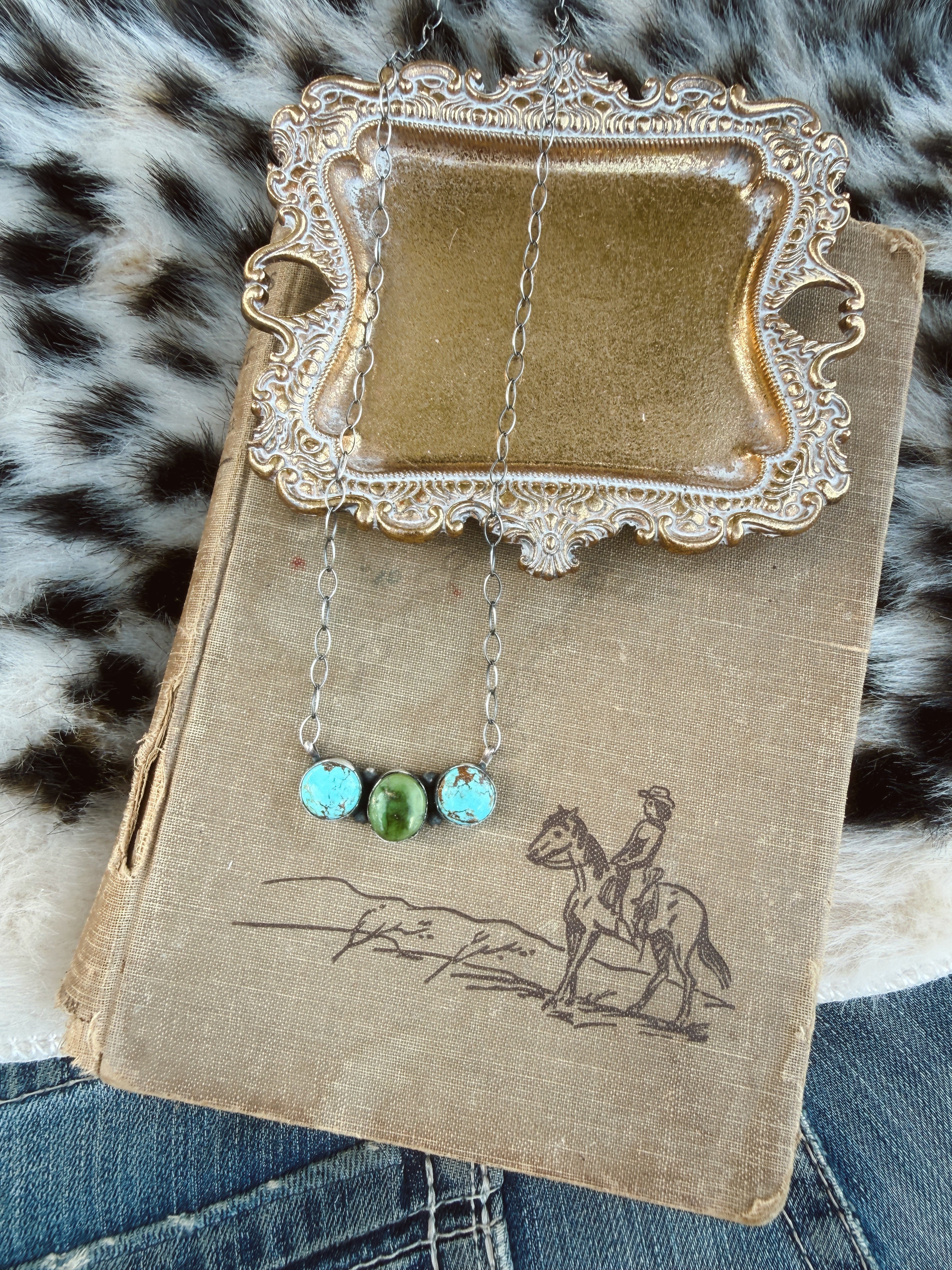 The Leonard Necklace