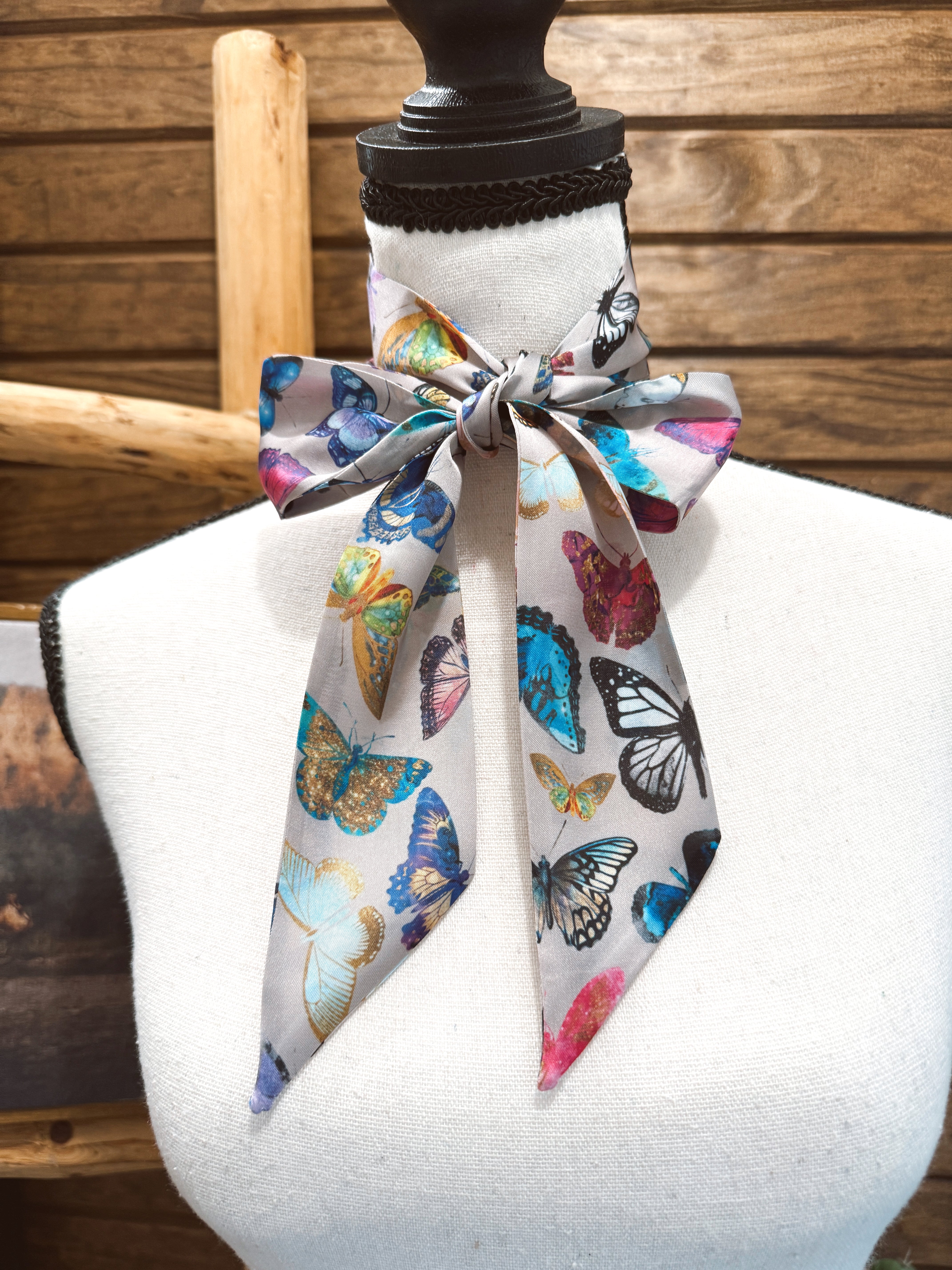 The Butterfly Twilly - Tan