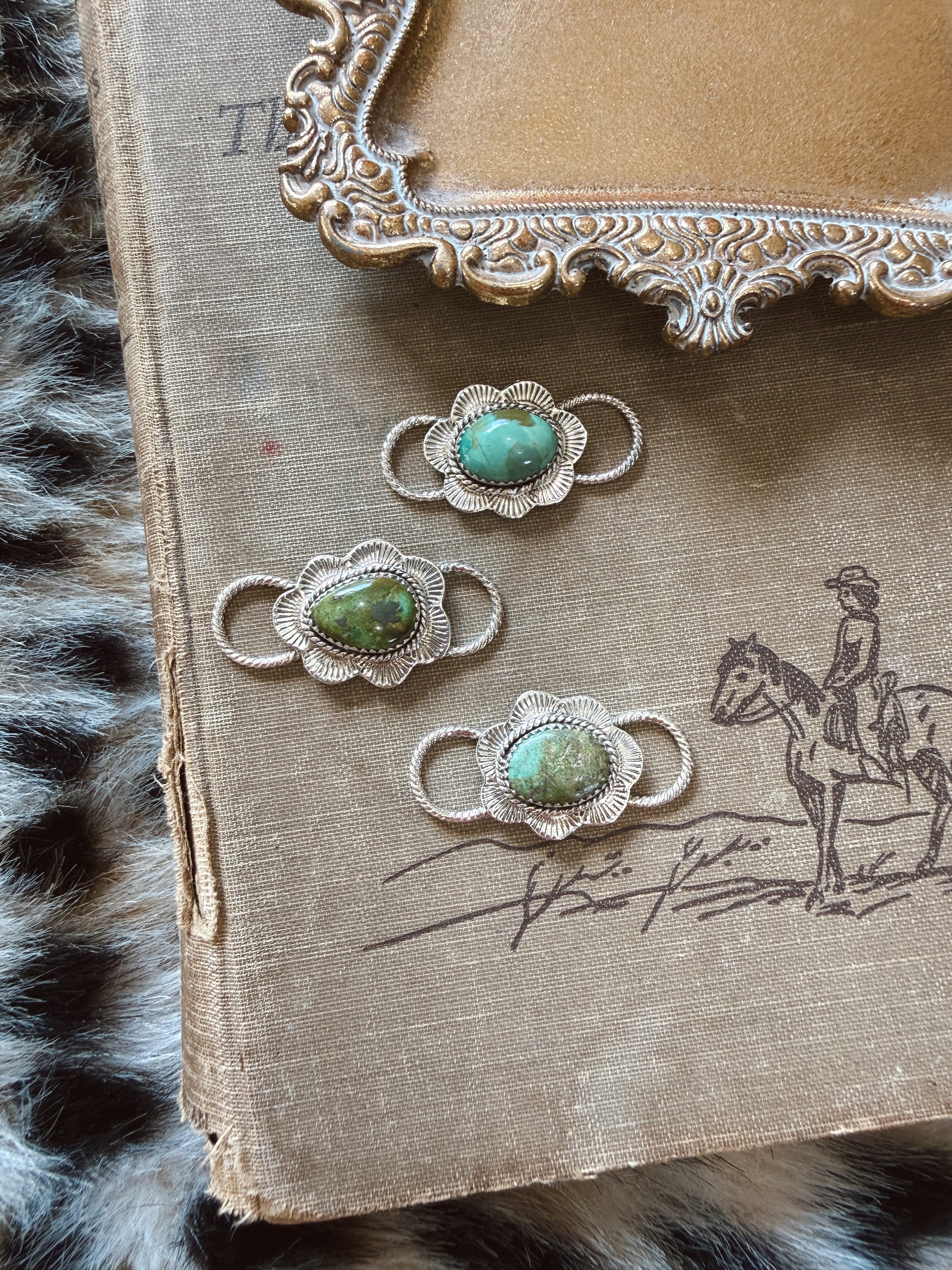 The Scarf Ring