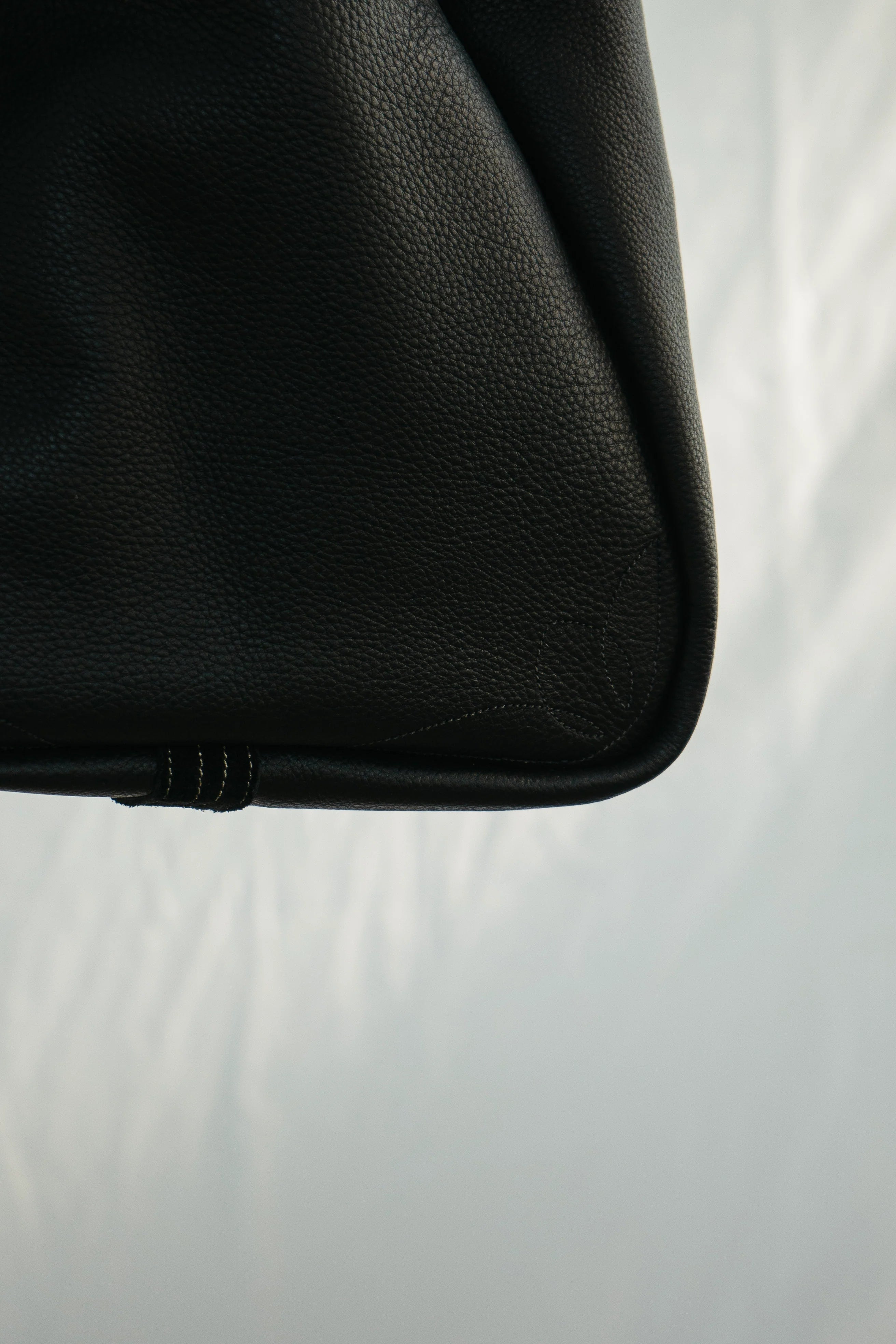 The Maddog Leather Toro Hobo Purse - Black