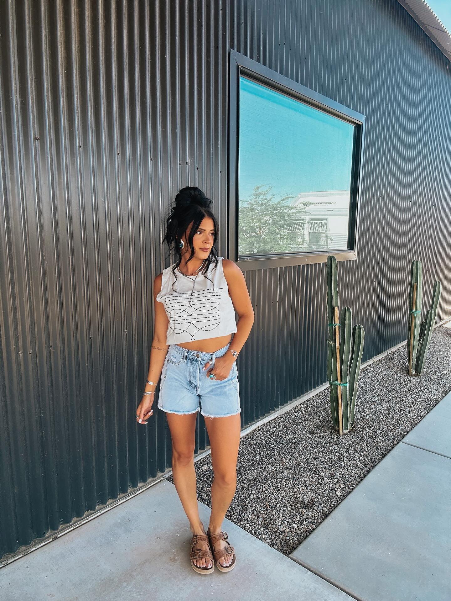 The Wayne Western Shorts size 24