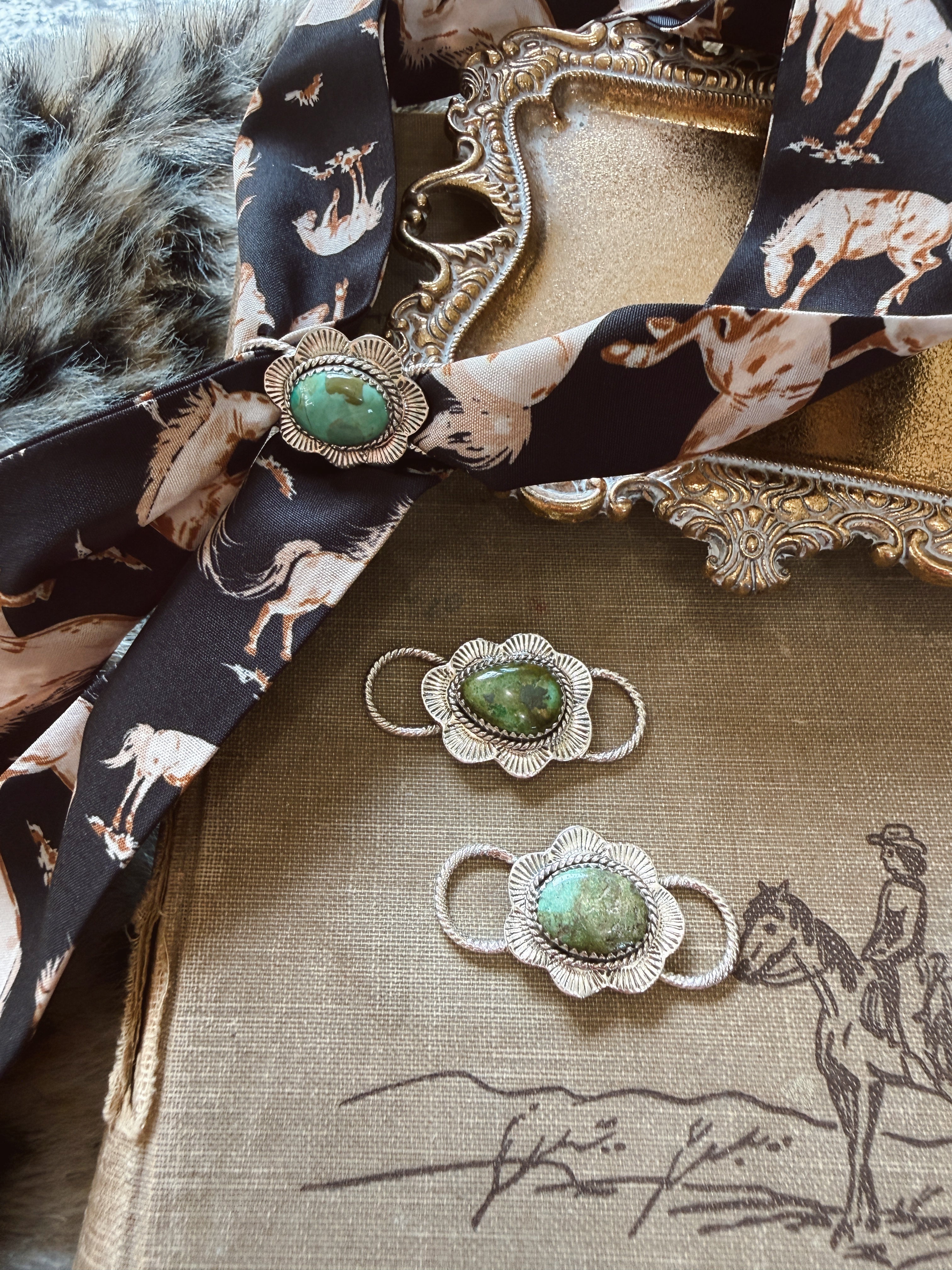 The Scarf Ring