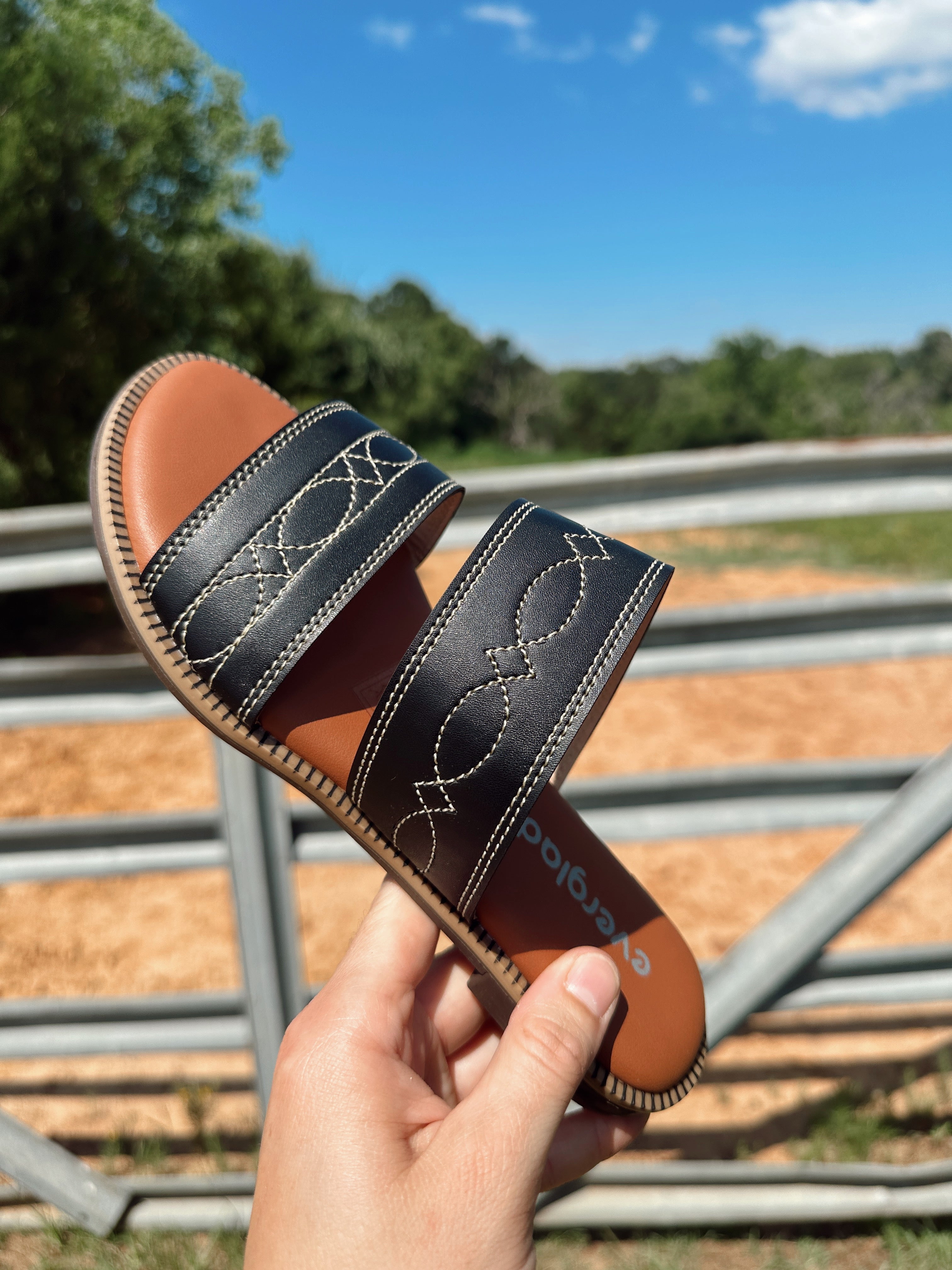 The Boot Stitch Sandal - size 6