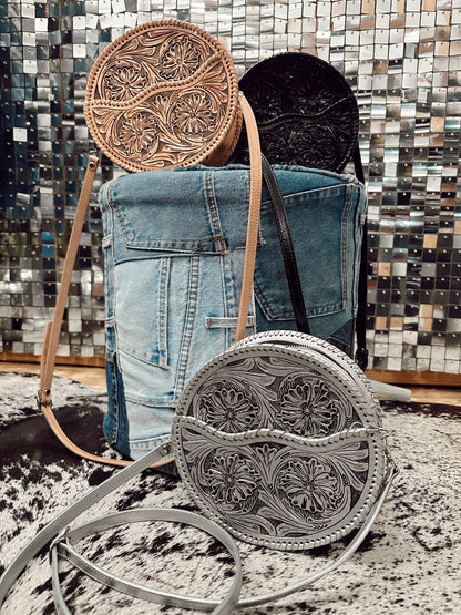 The Que Chula Redondo Leather Tooled Purse {6 Colors}