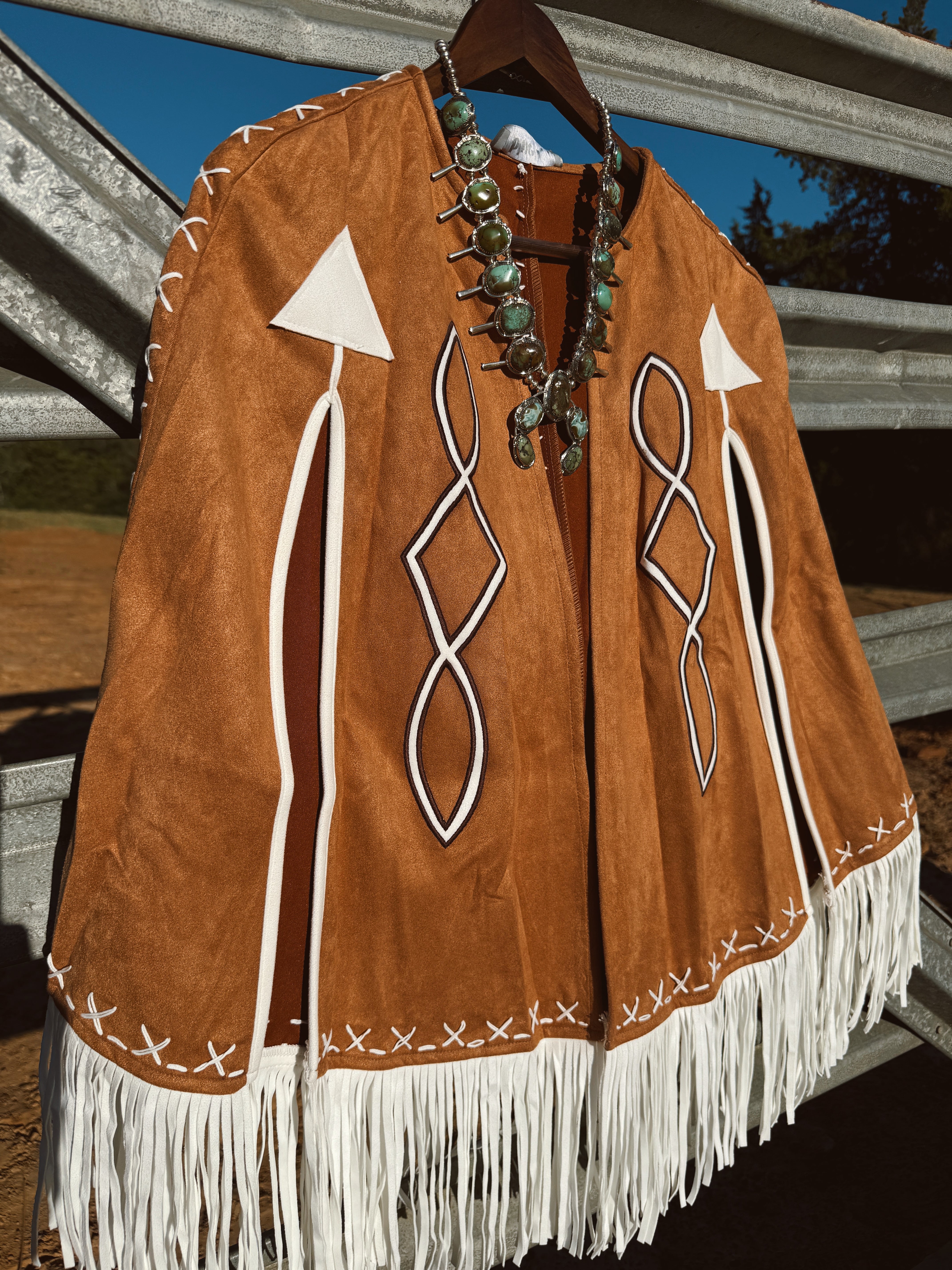 The Clancy Cape - Camel