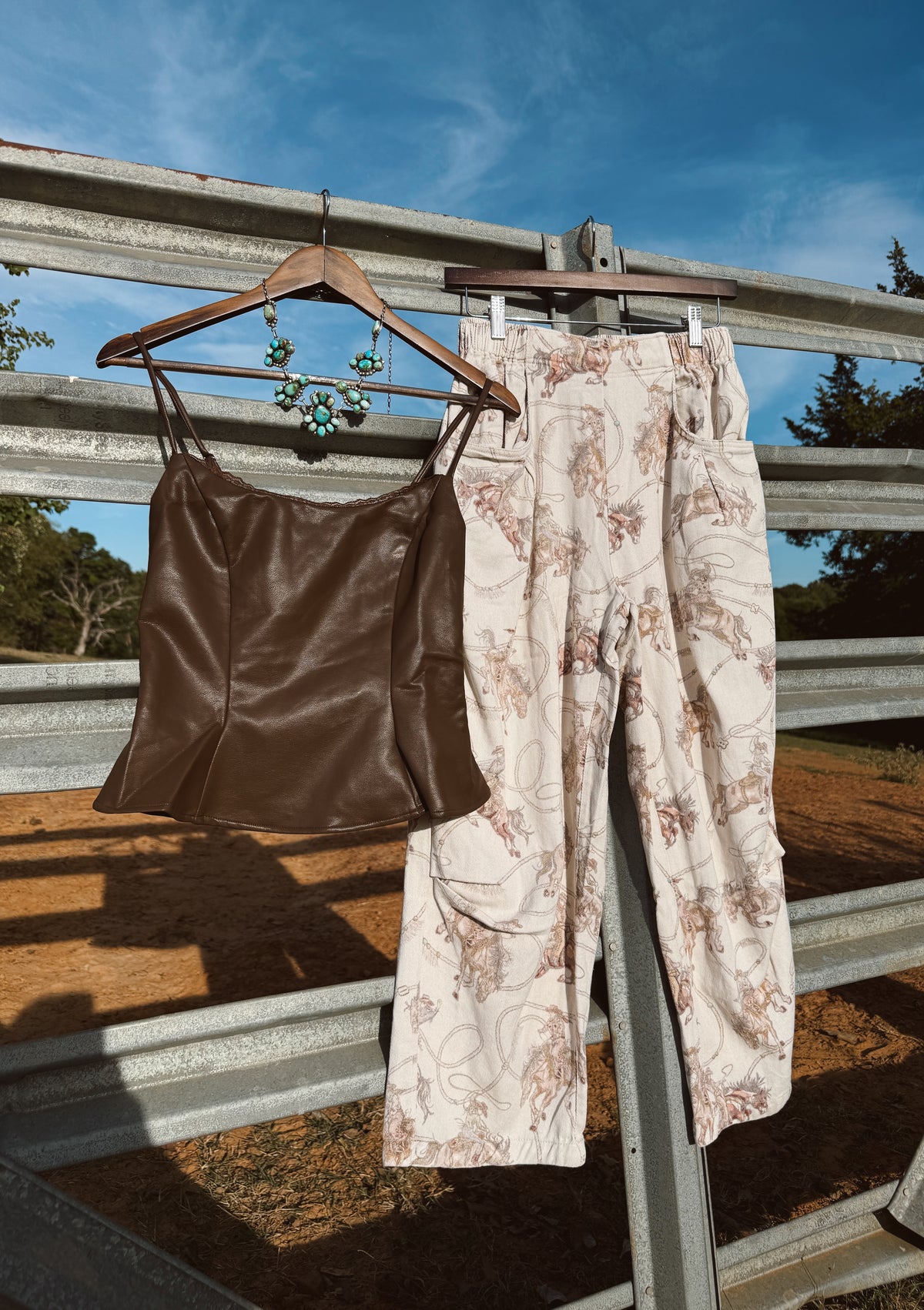 The Vintage Cowboy Pants - Cream