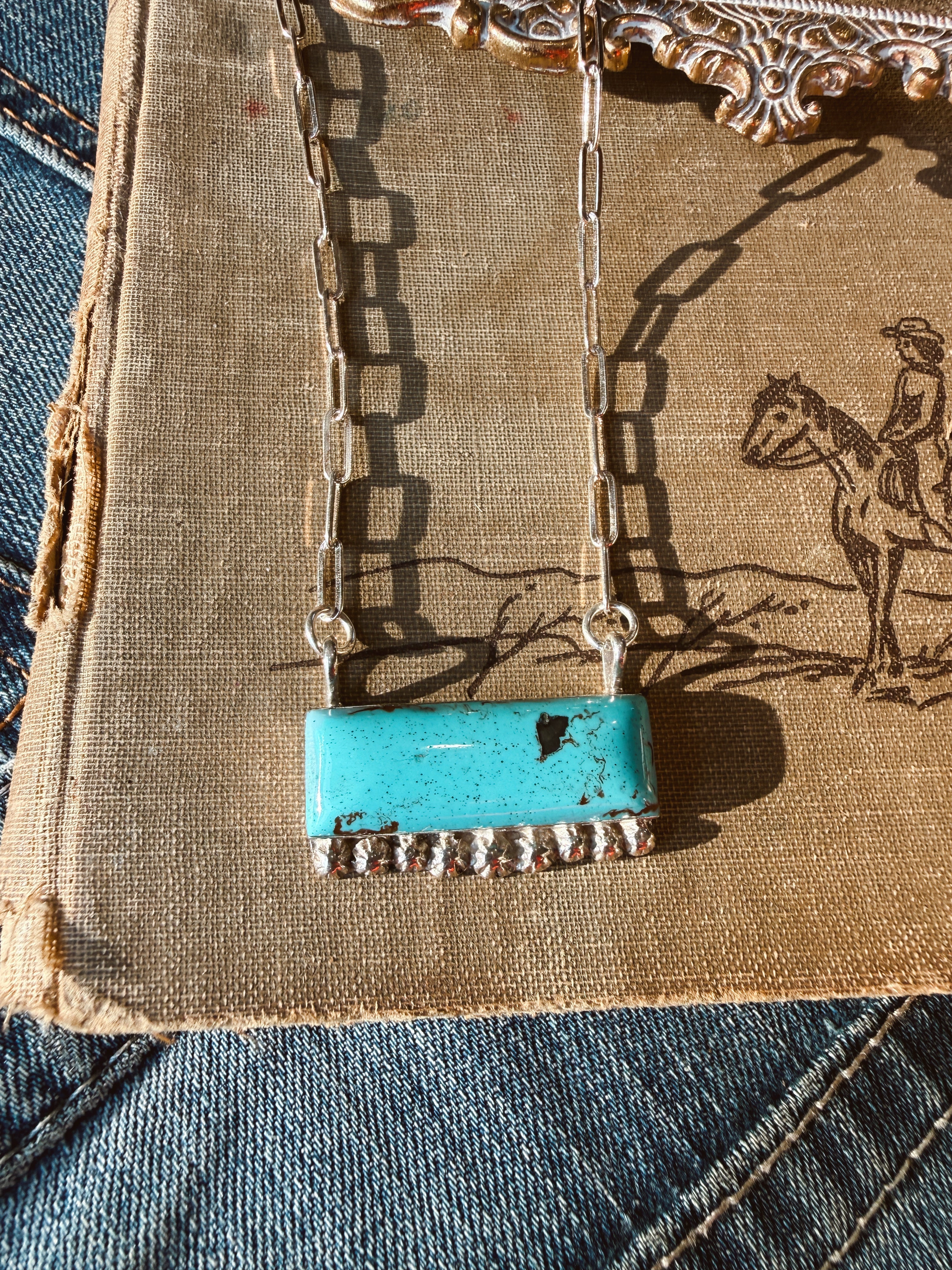 The Lane Bar Necklace