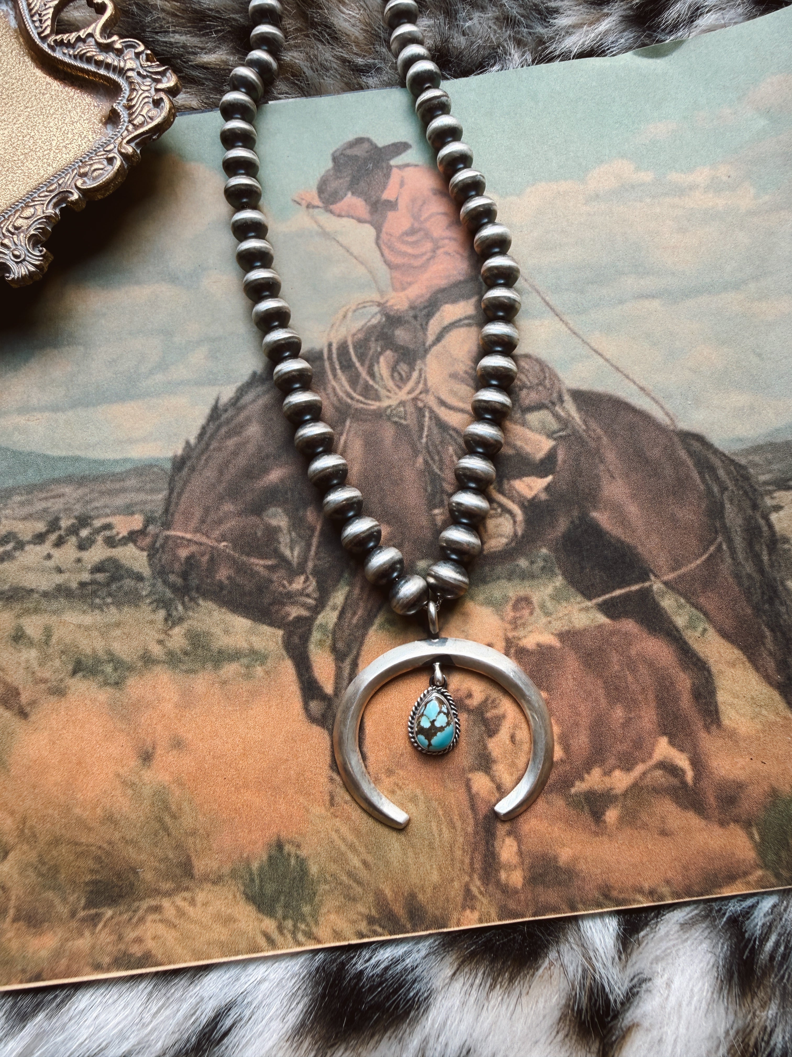 The Janey Naja Necklace