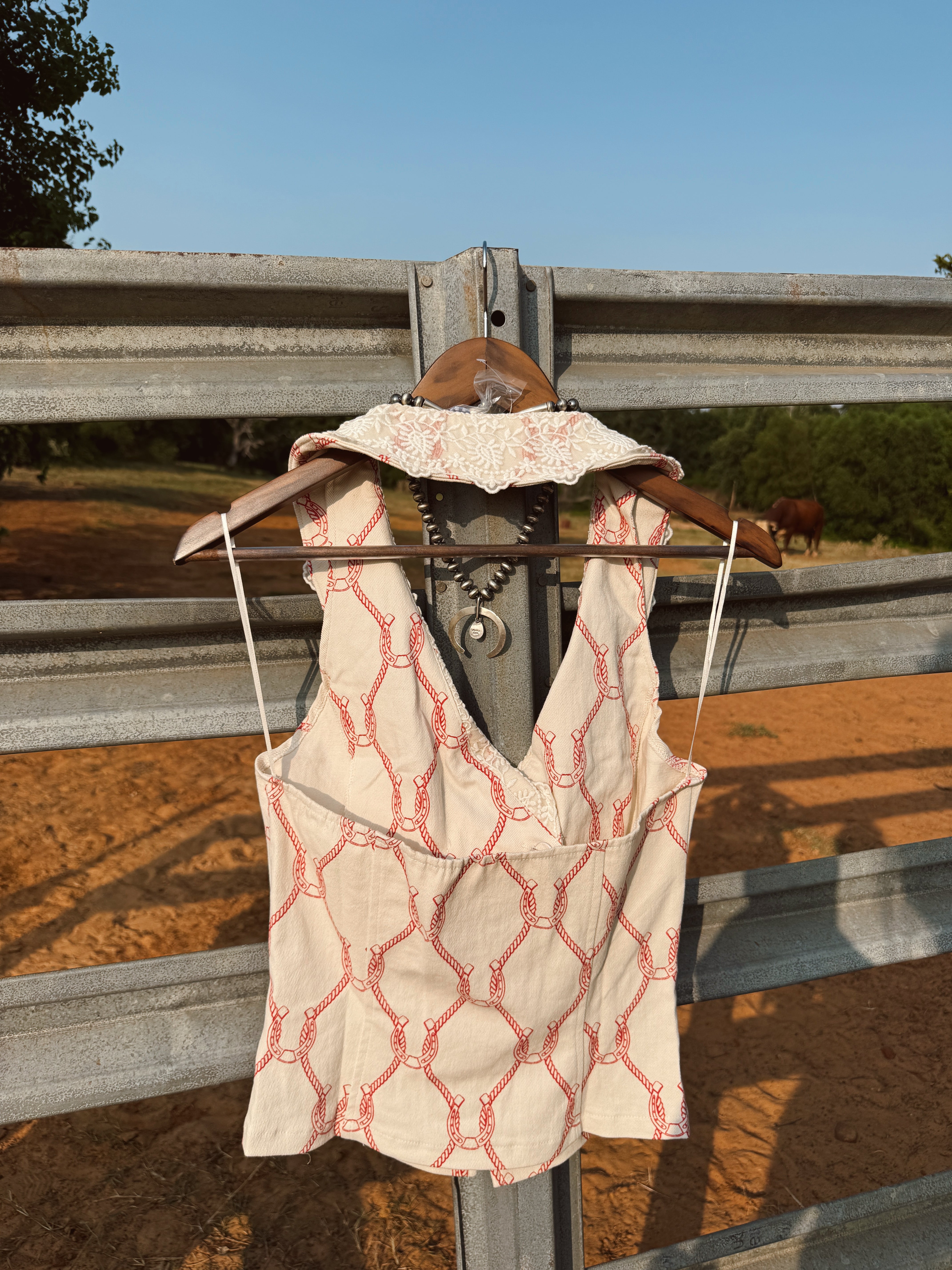 The Horseshoe Vest