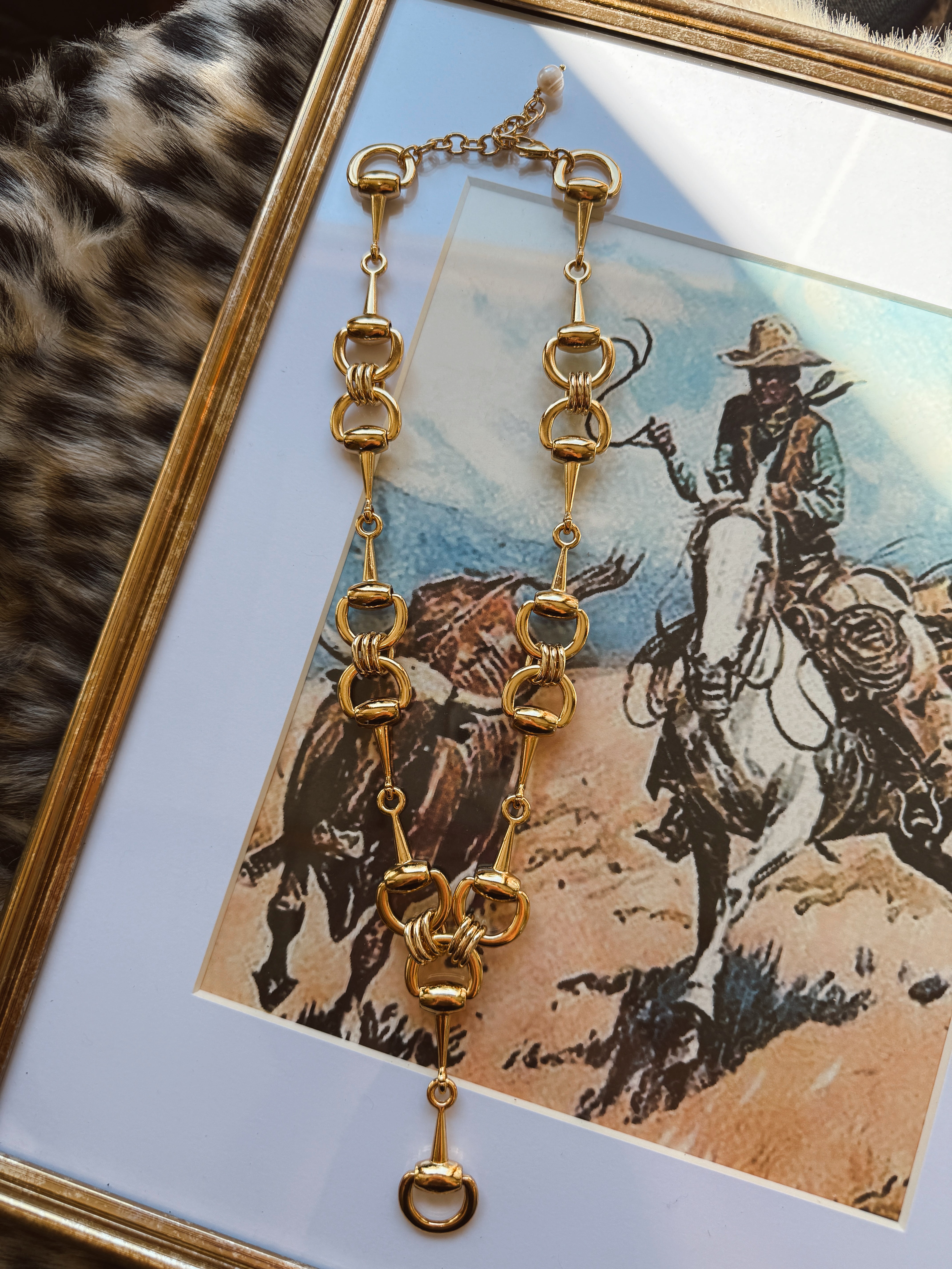 The Snaffle Bit Lariat Necklace - Gold