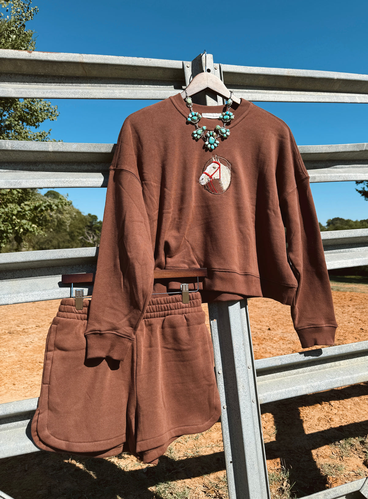 The Palomino Set - Exclusive