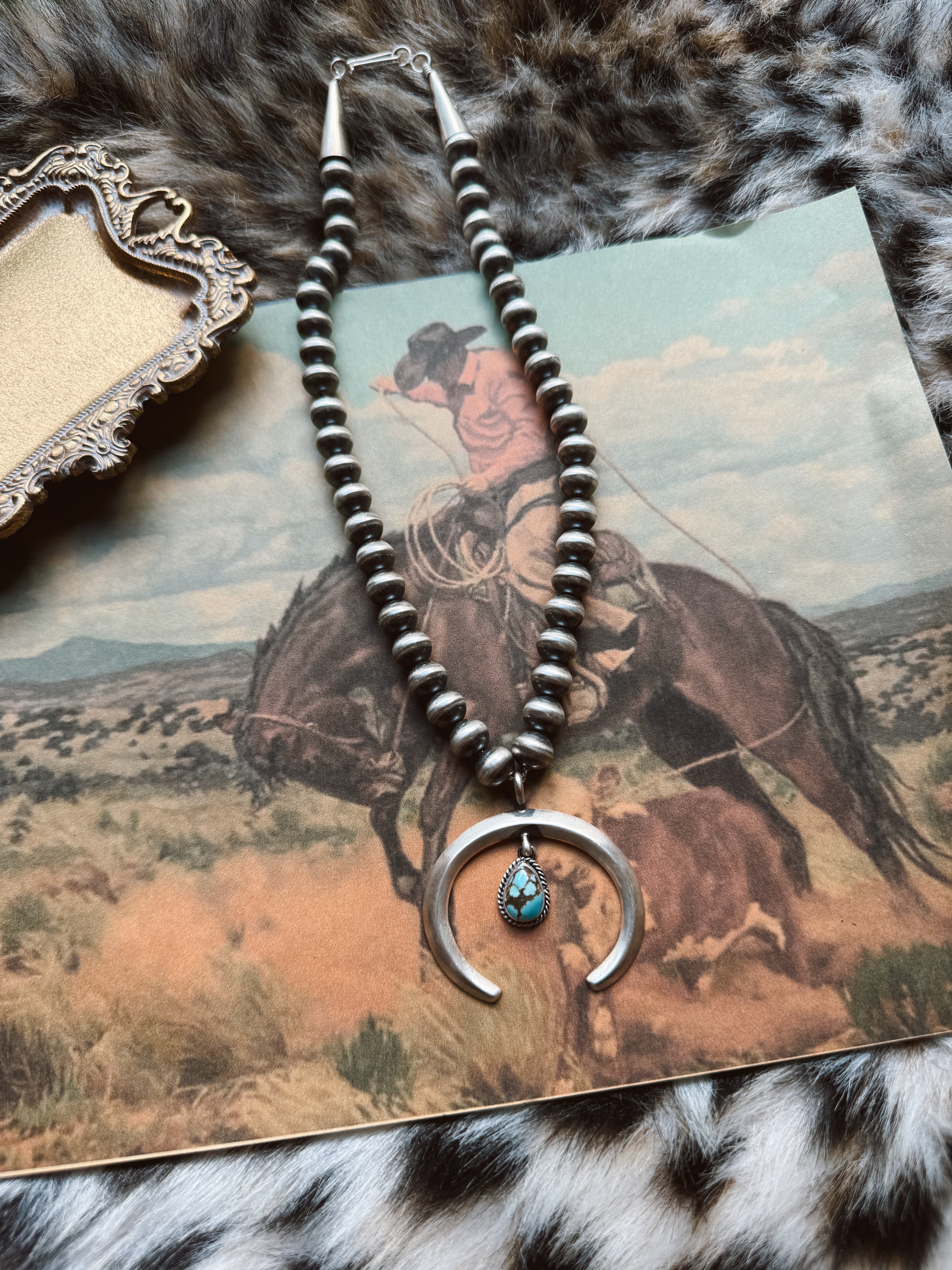 The Janey Naja Necklace