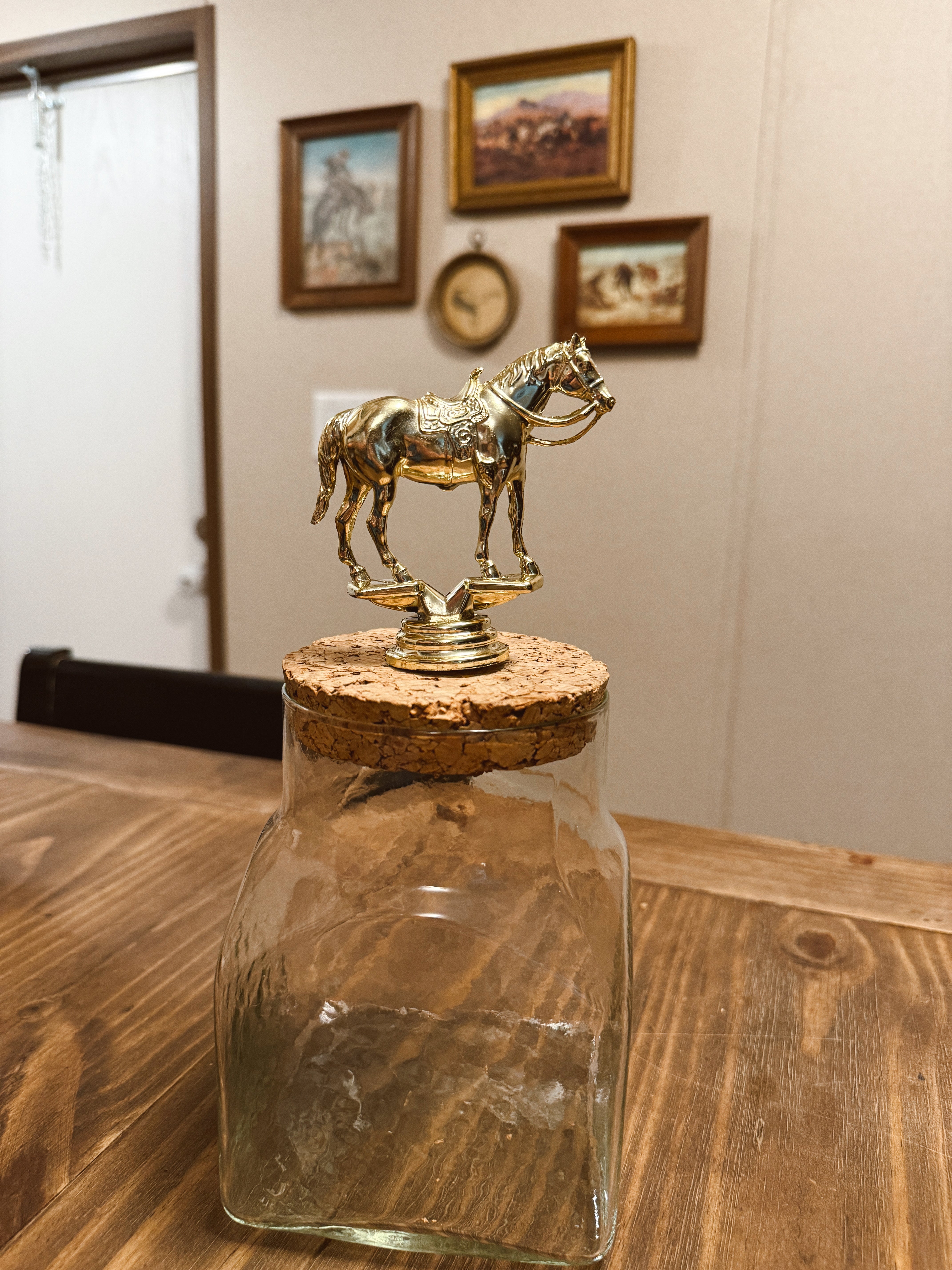 The Vintage Saddled Horse Topper