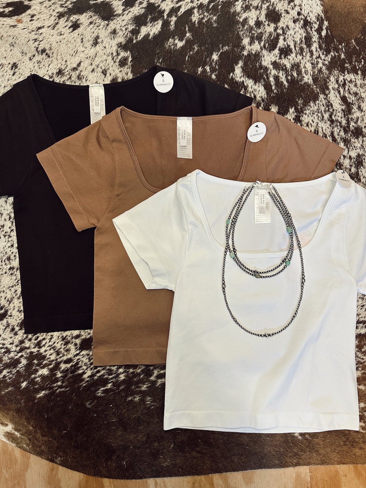 The Monica Top {3 Colors}
