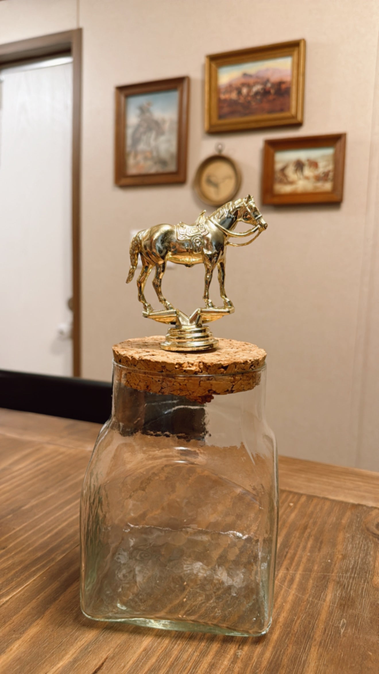 The Vintage Saddled Horse Topper