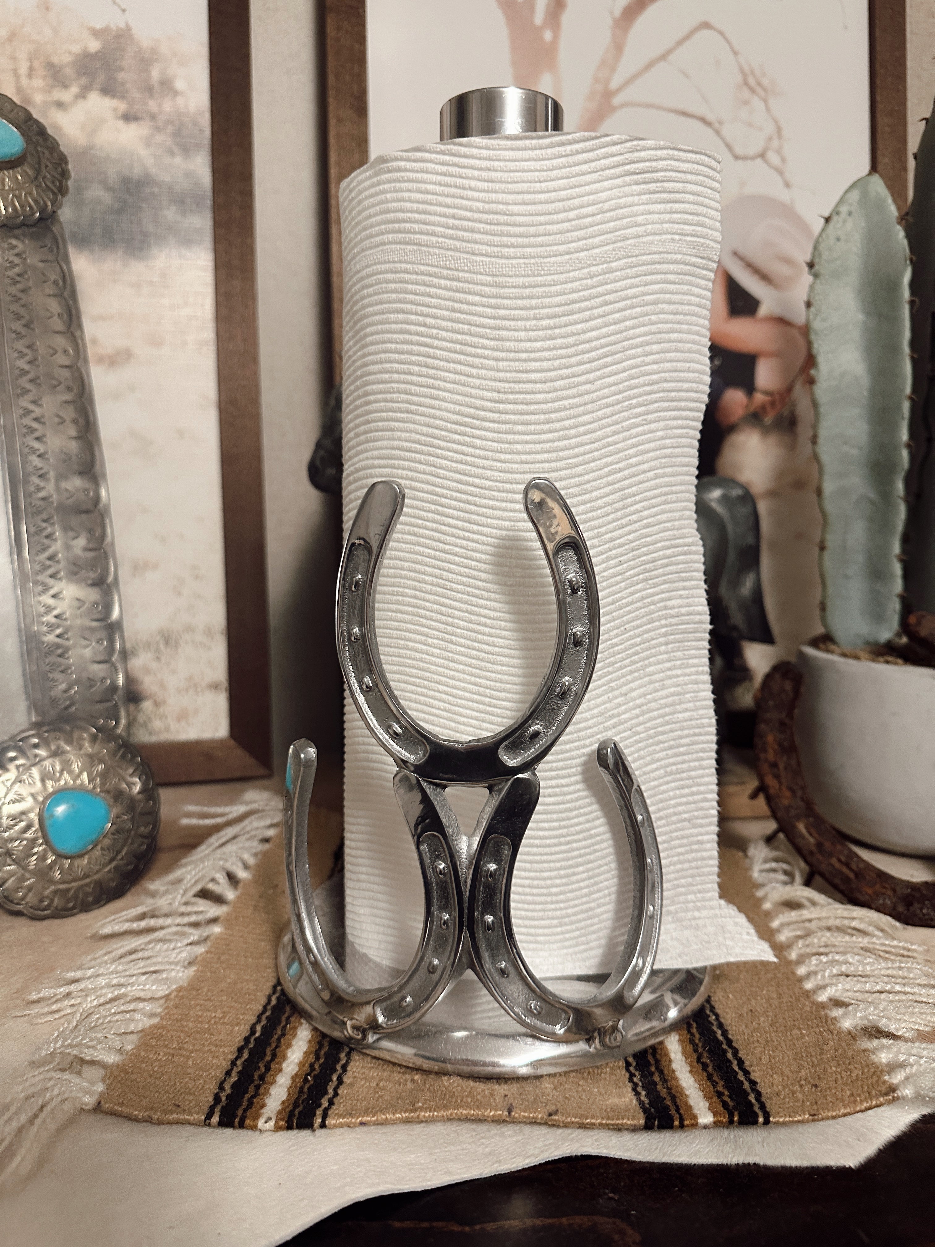 The Horseshoe Towel Holder