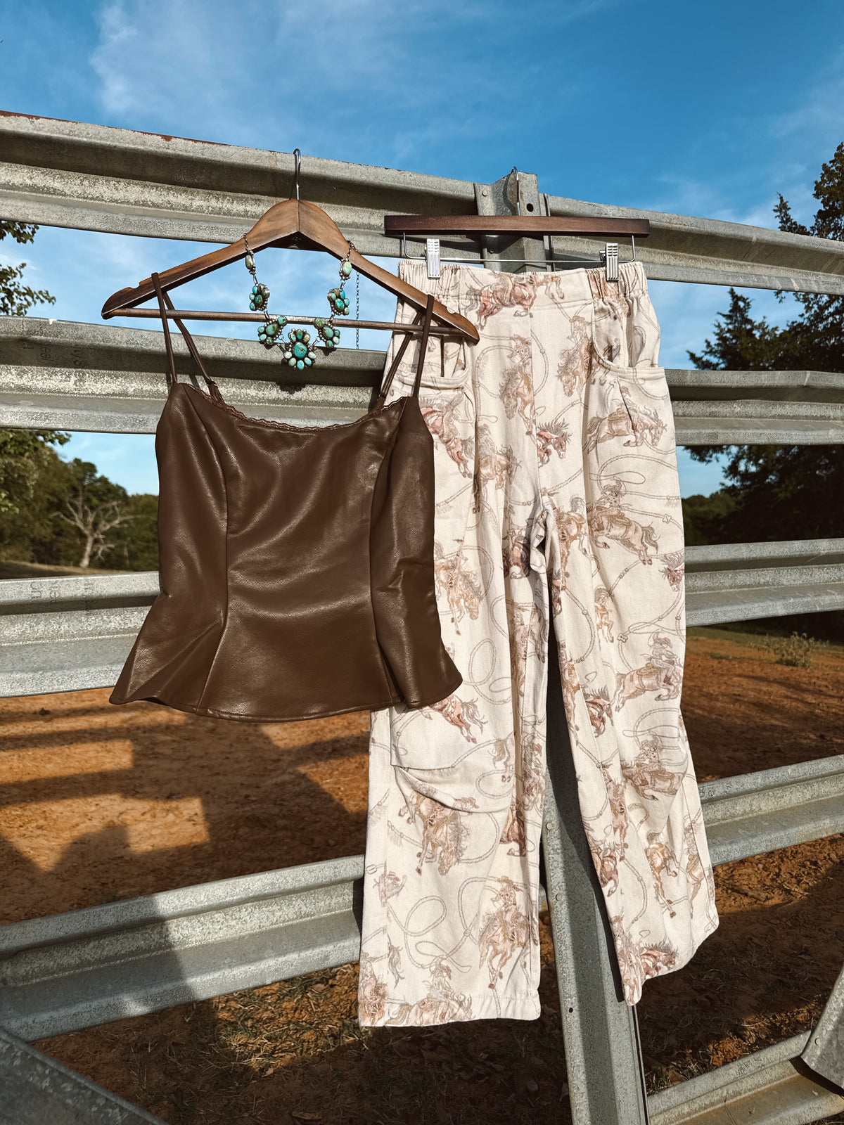 The Vintage Cowboy Pants - Cream