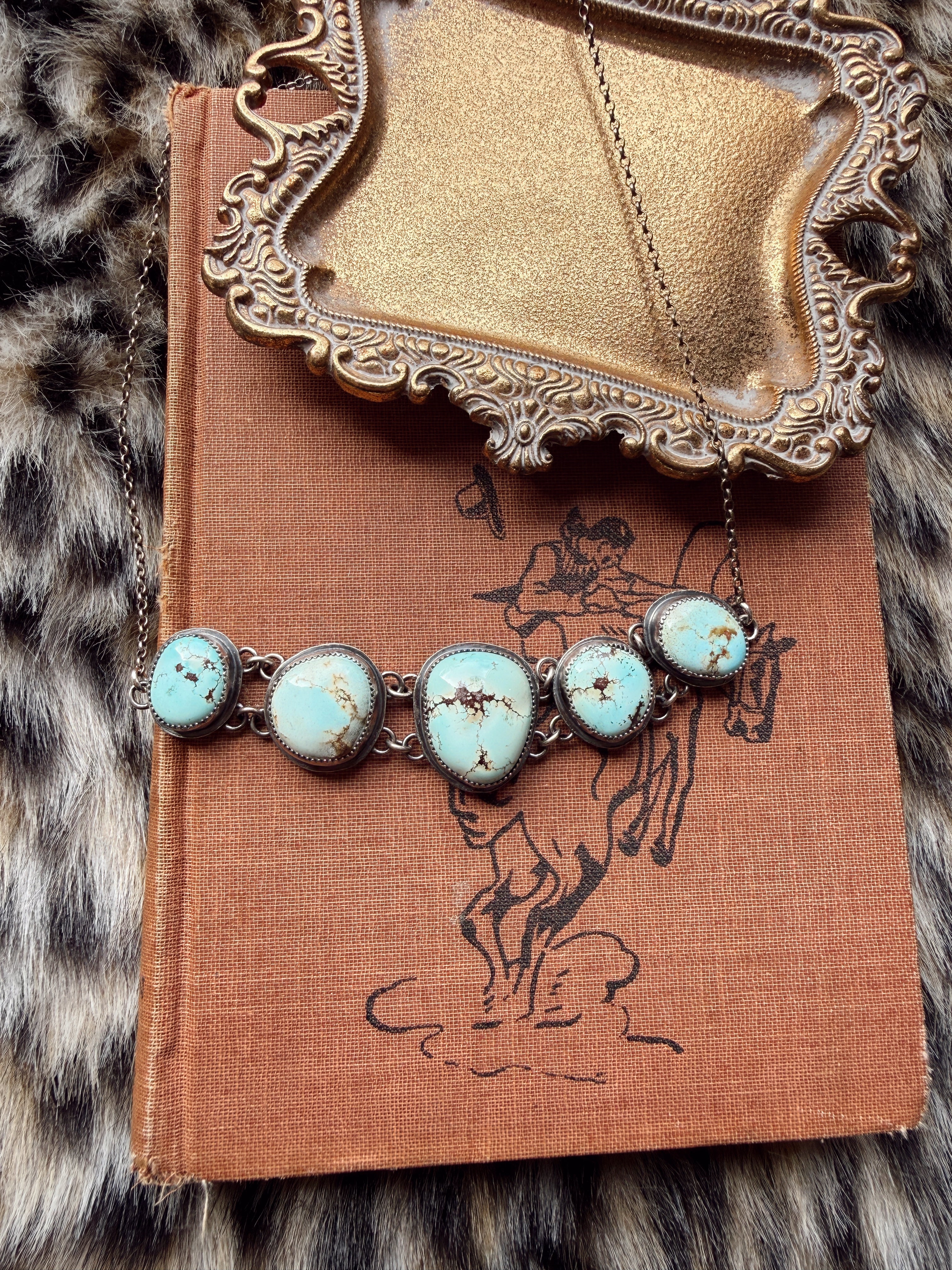 The Golden Hills Choker