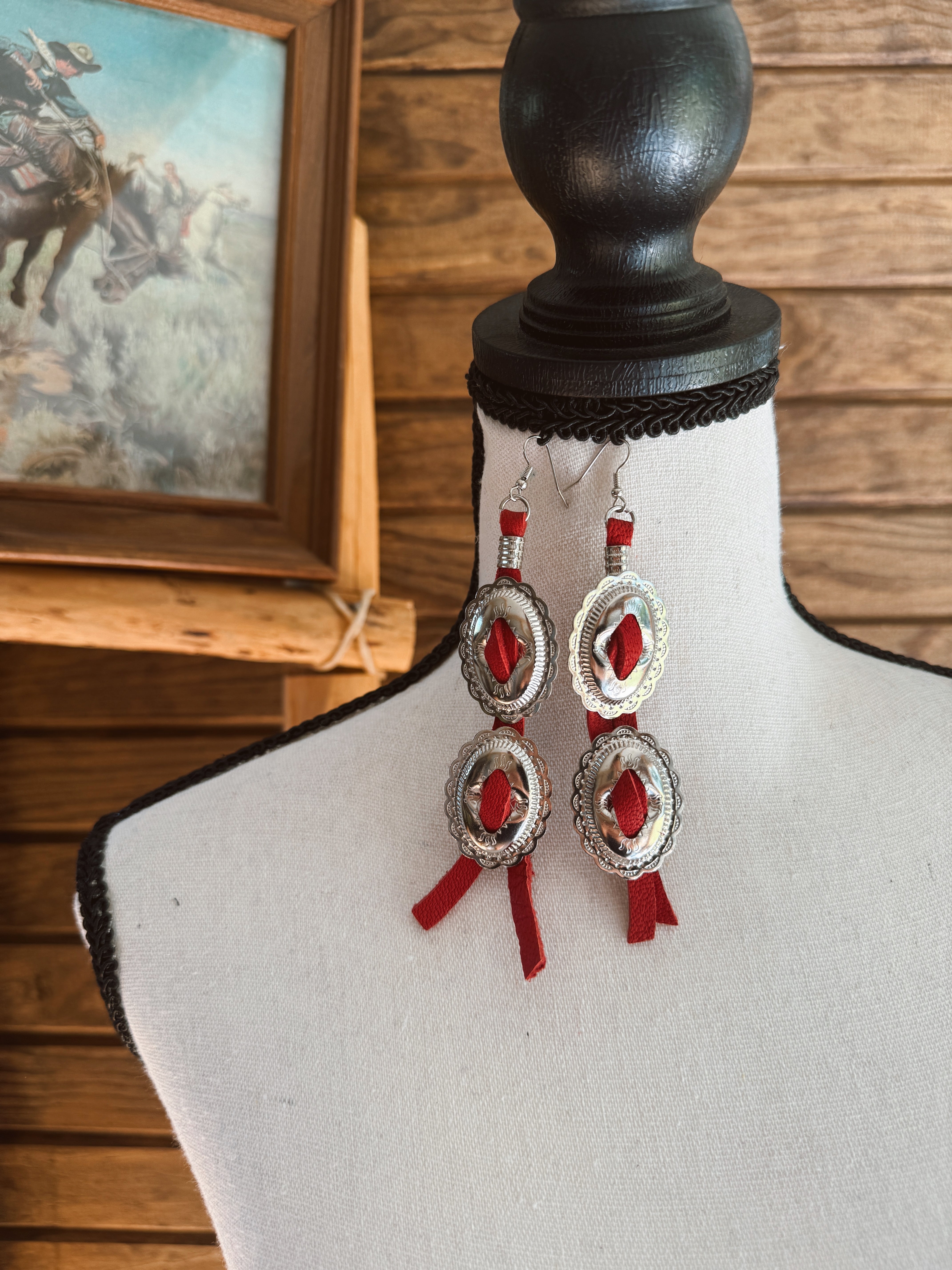 The Concho Earrings - Red