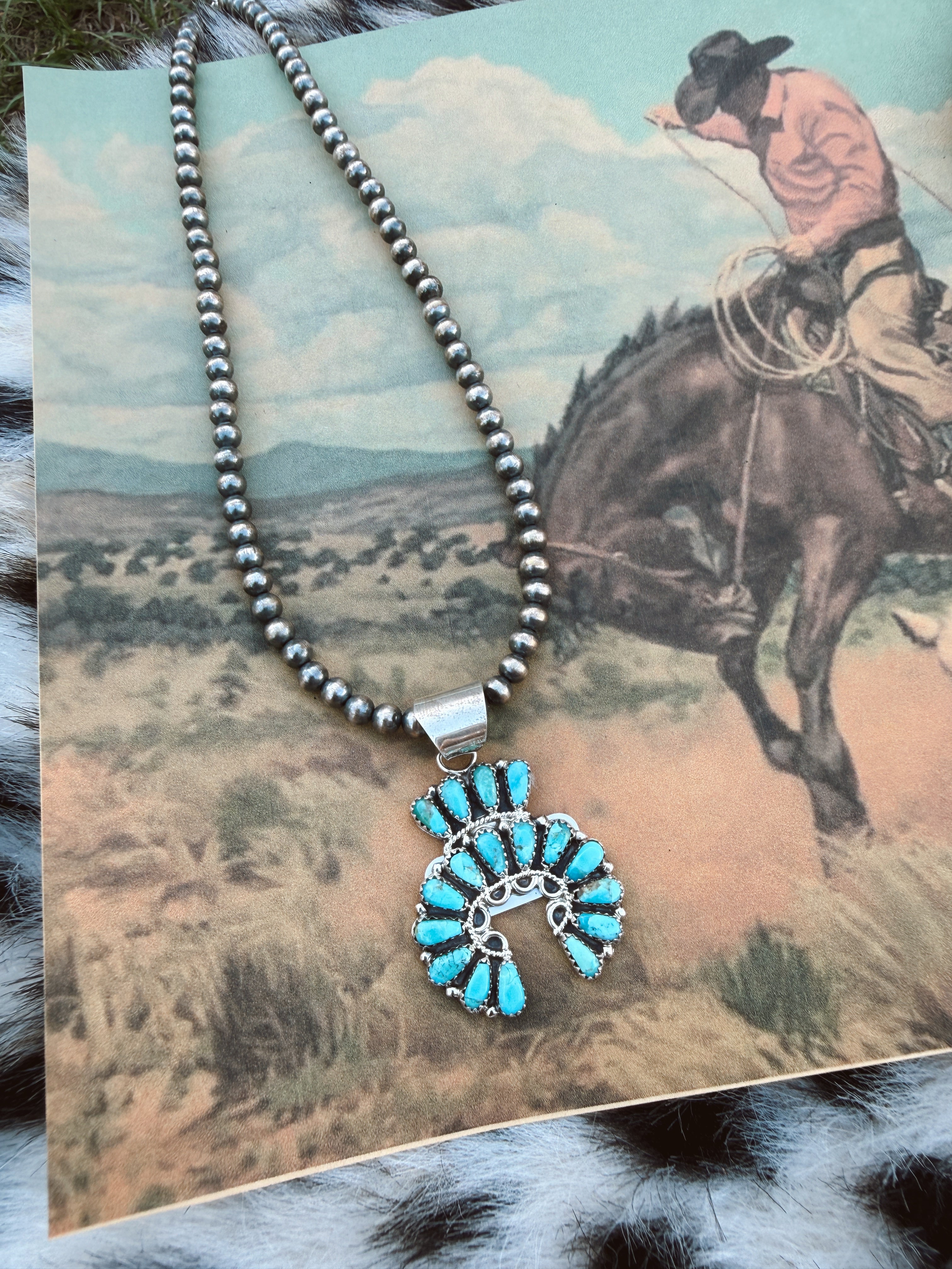 The Loraine Necklace