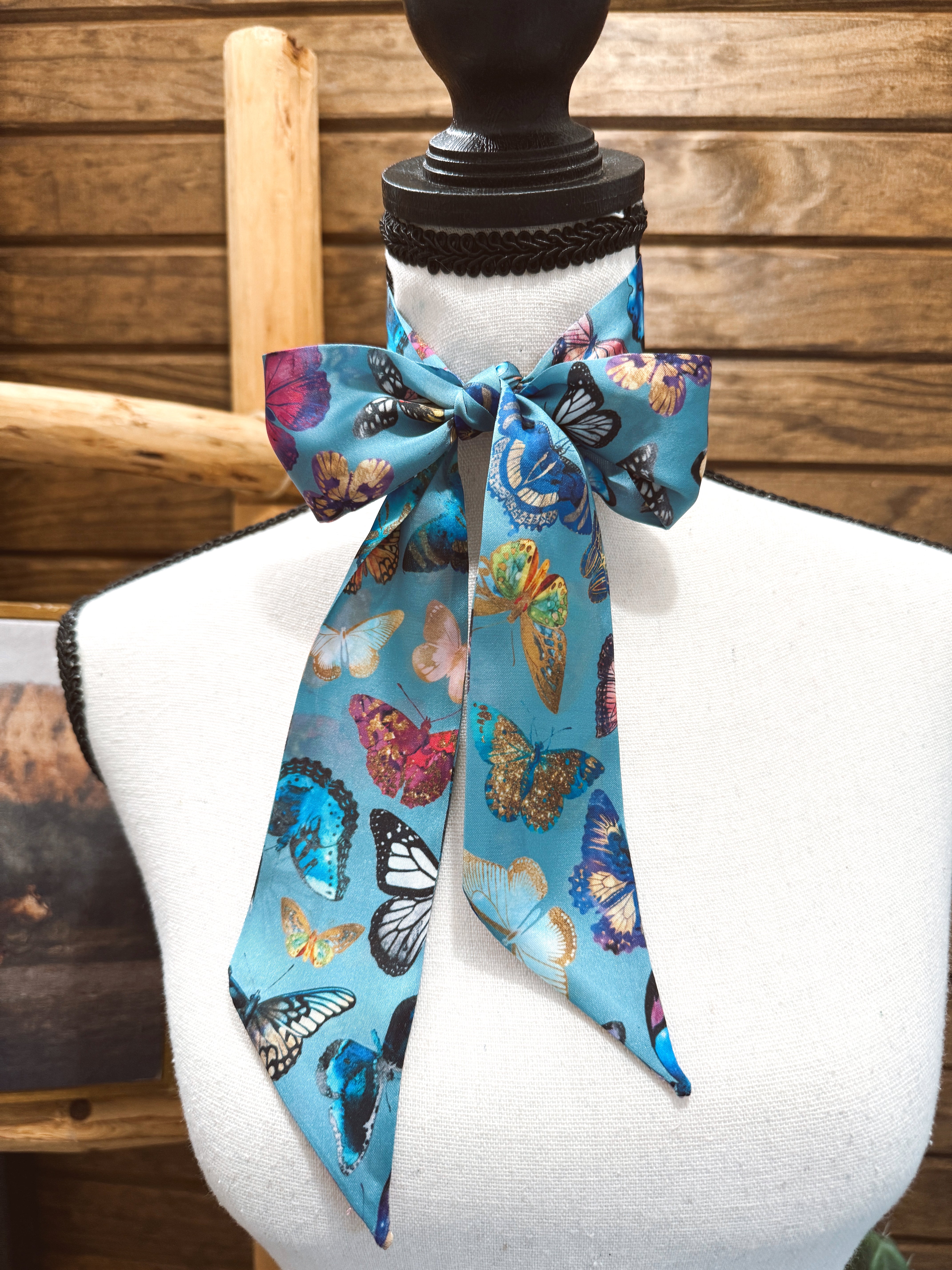 The Butterfly Twilly - Chambray