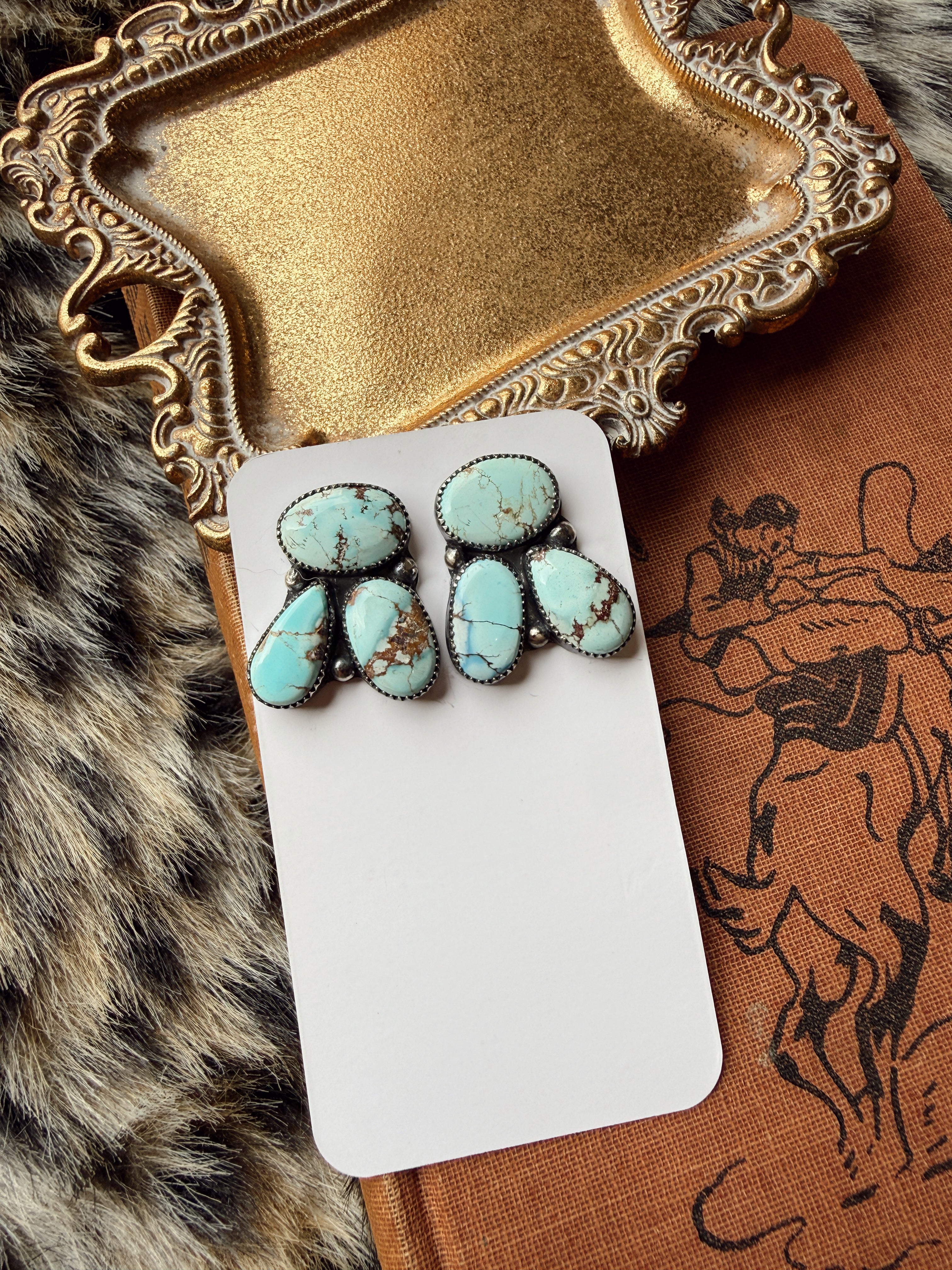 The Lucchese Earrings
