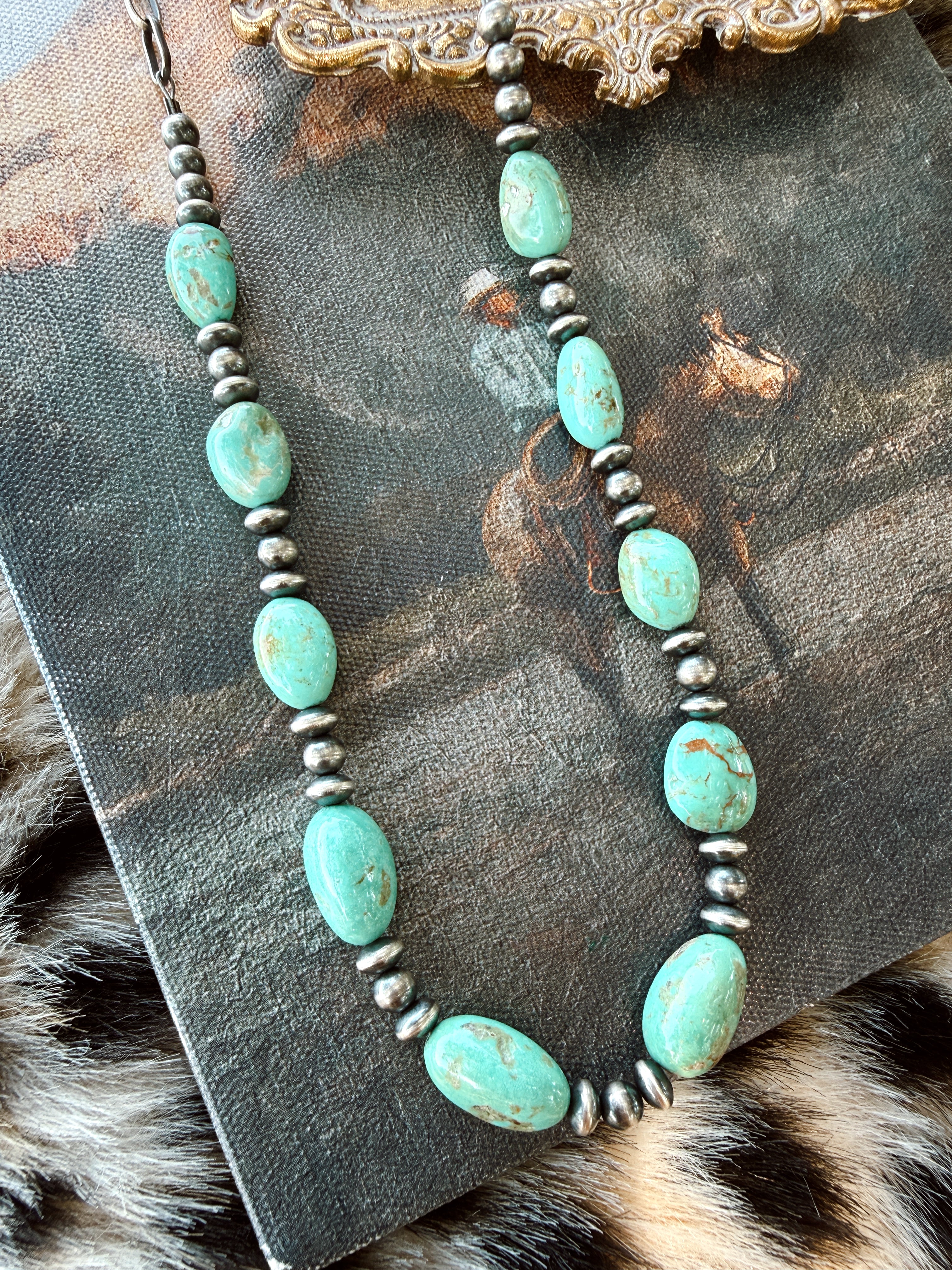 The Lorie Necklace