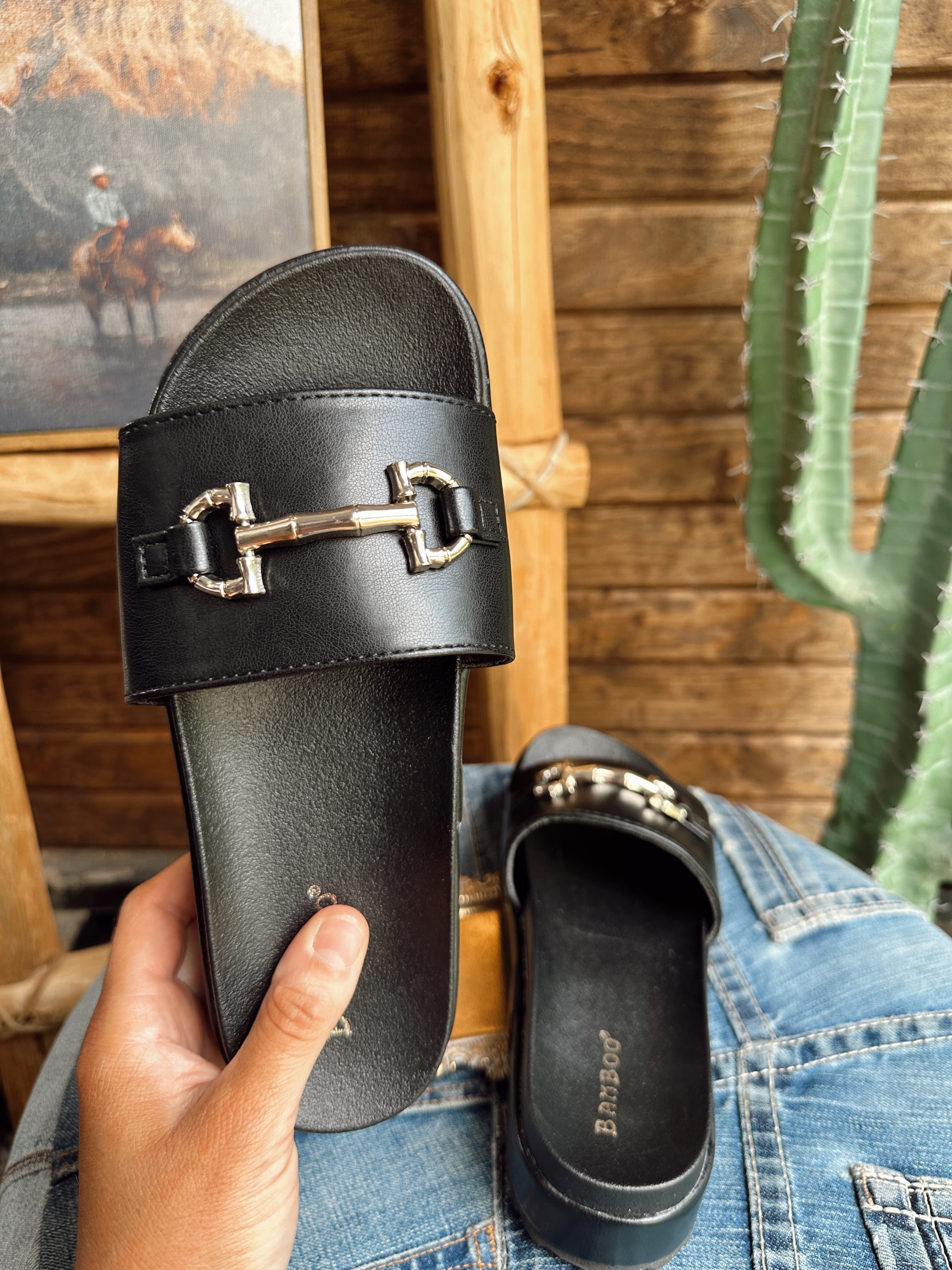 The Bitty Sandal - Black