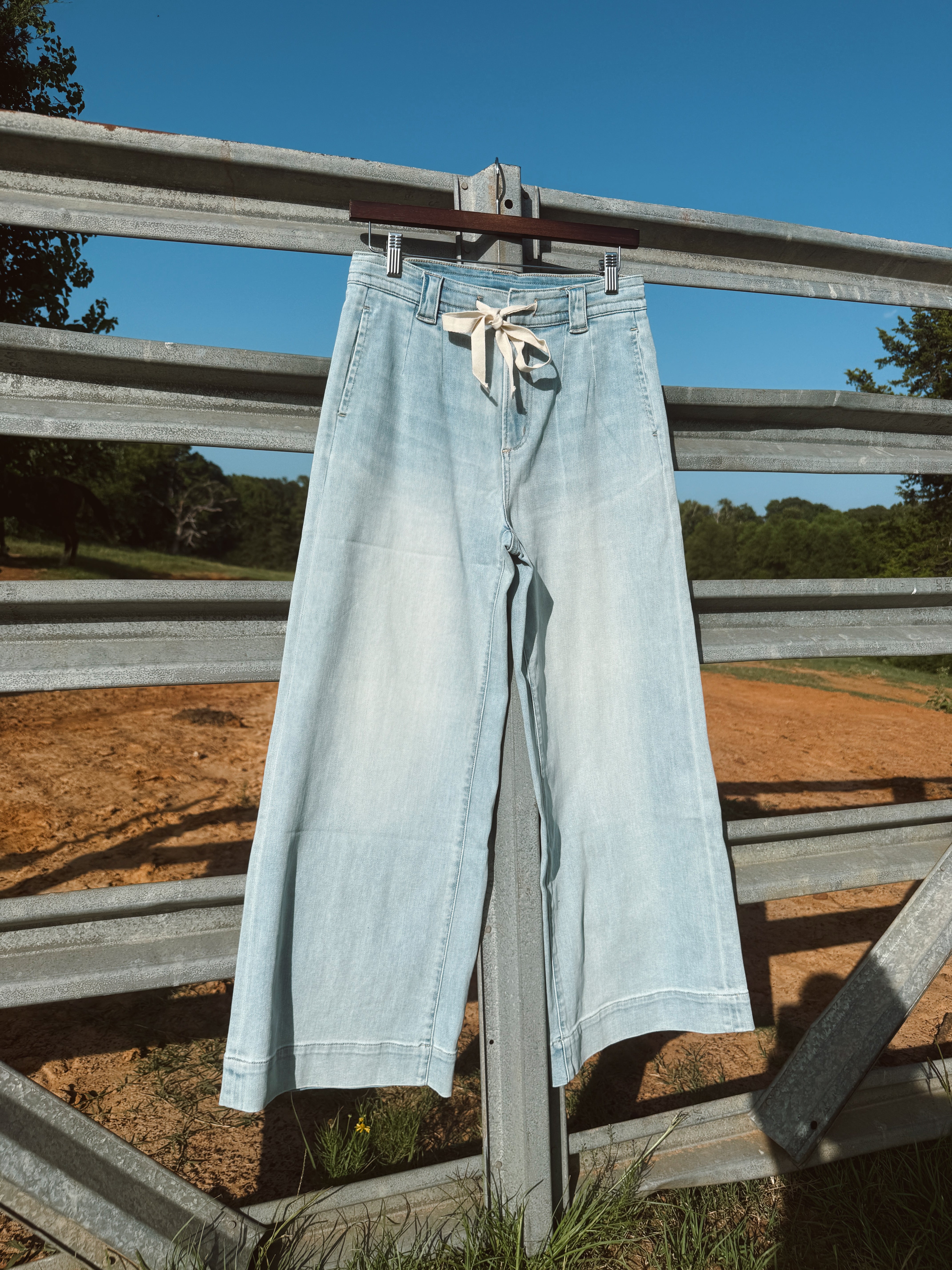 The Lorie Jeans