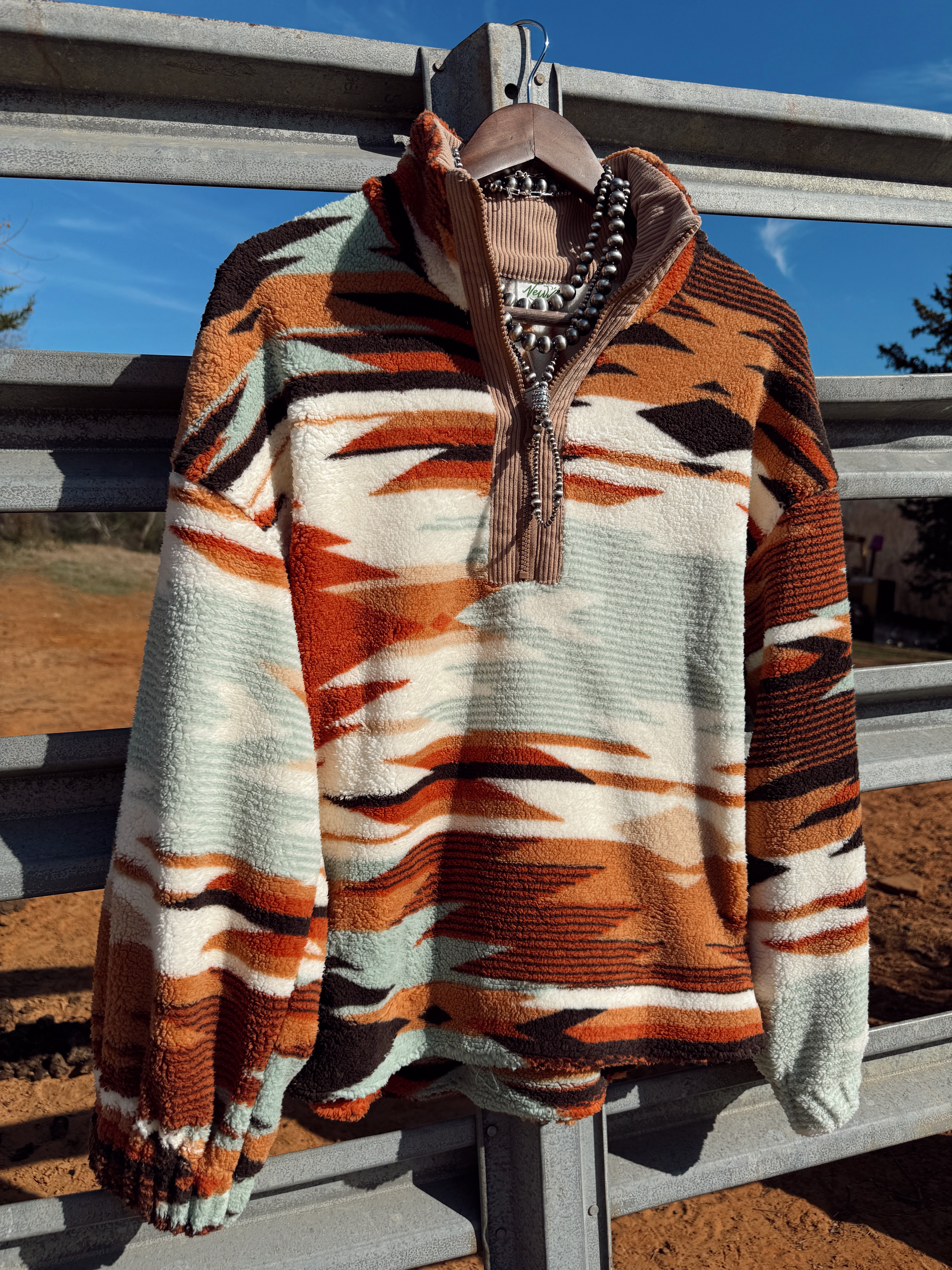 The Aztec Half Zip - Mint