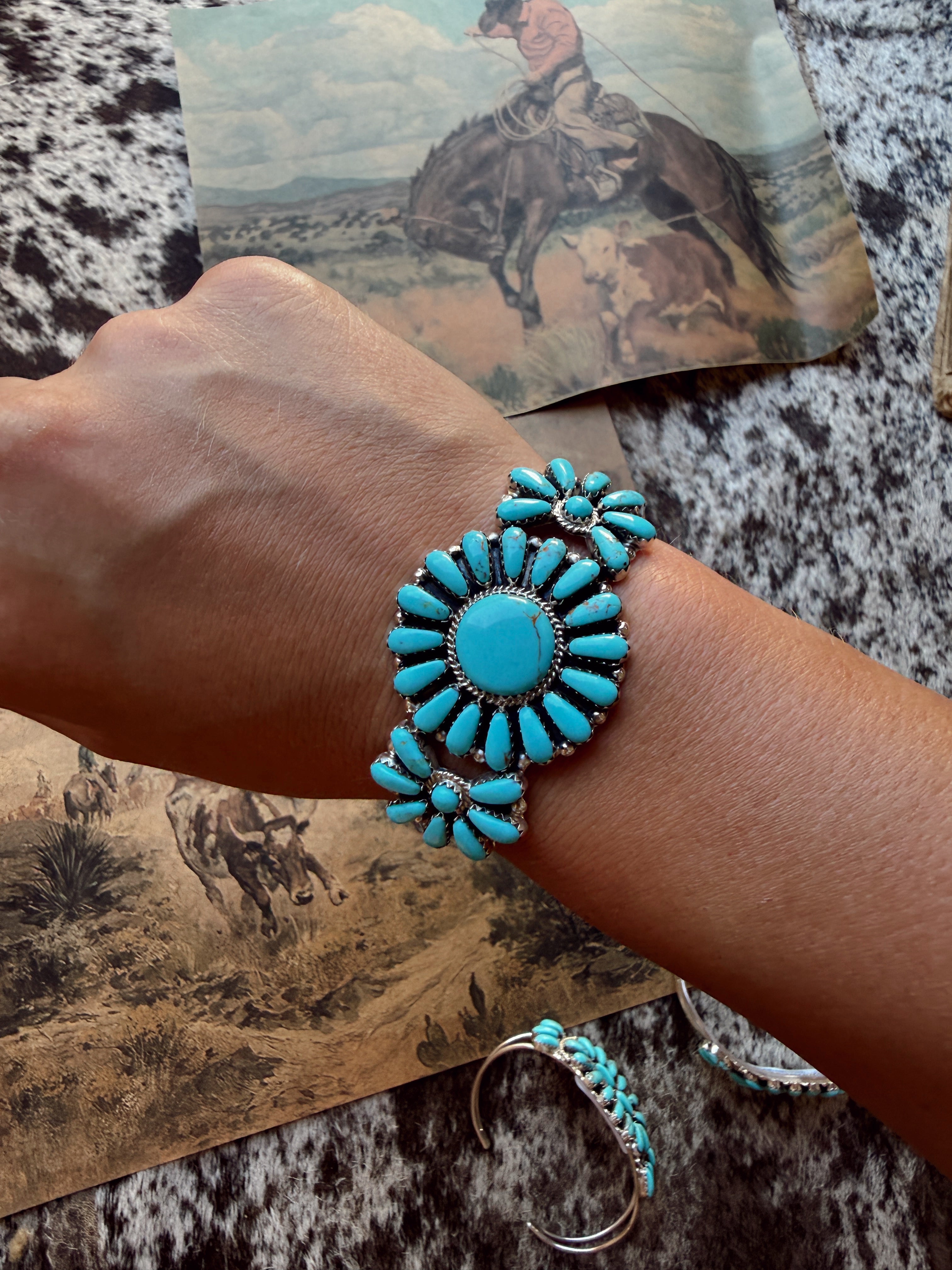 The Loni Cuff