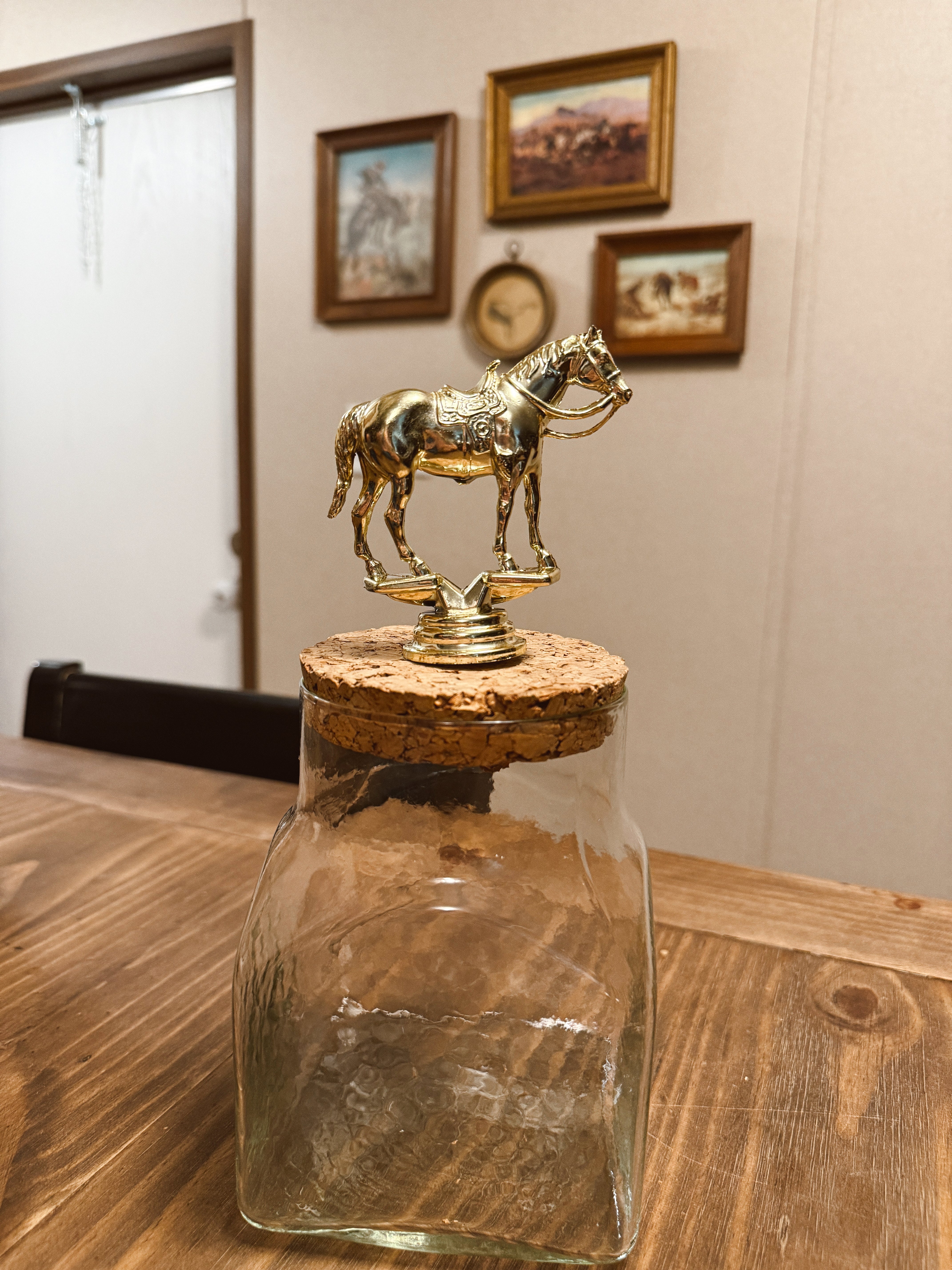 The Vintage Saddled Horse Topper
