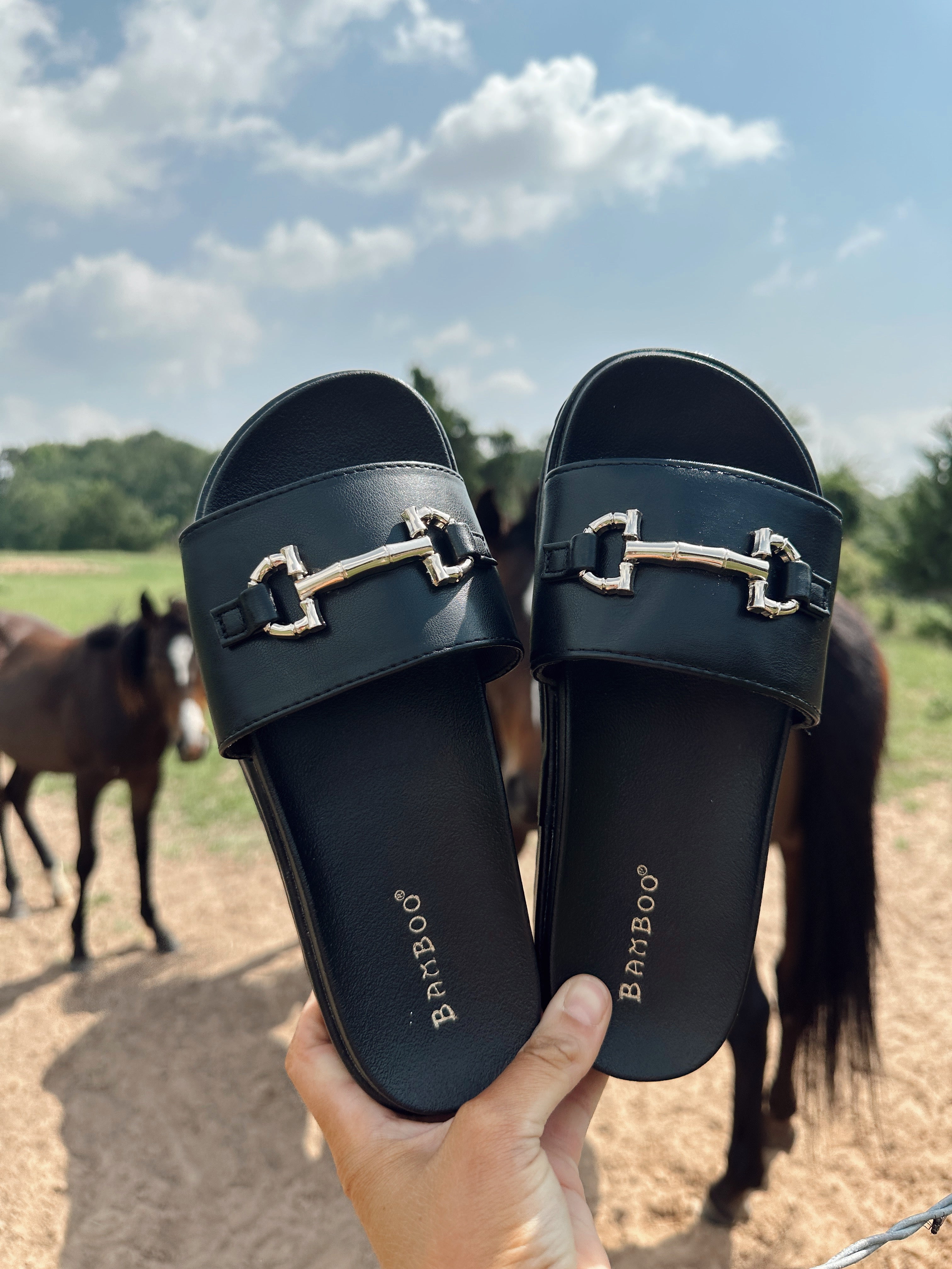 The Bitty Sandal - Black