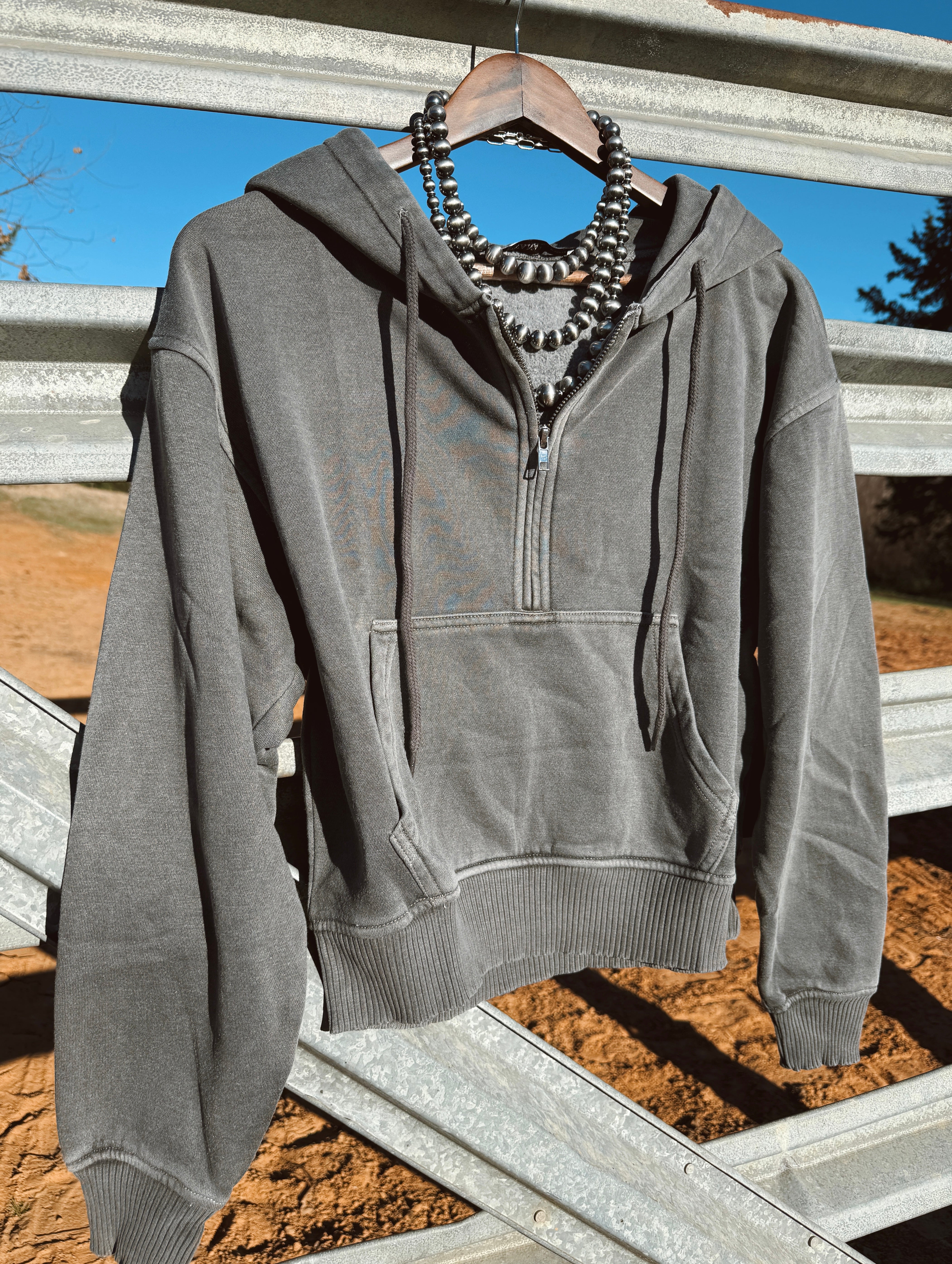The Reynolds Half Zip - Charcoal